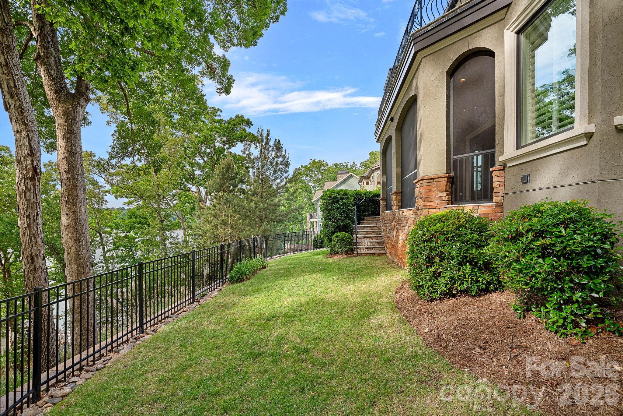 3225 Lake Pointe Drive — Belmont