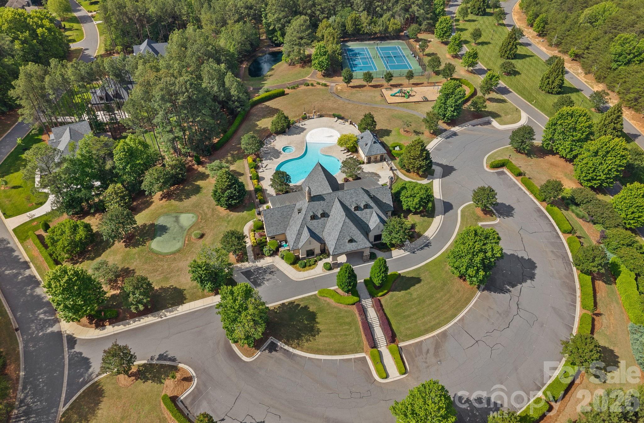 3225 Lake Pointe Drive — Belmont