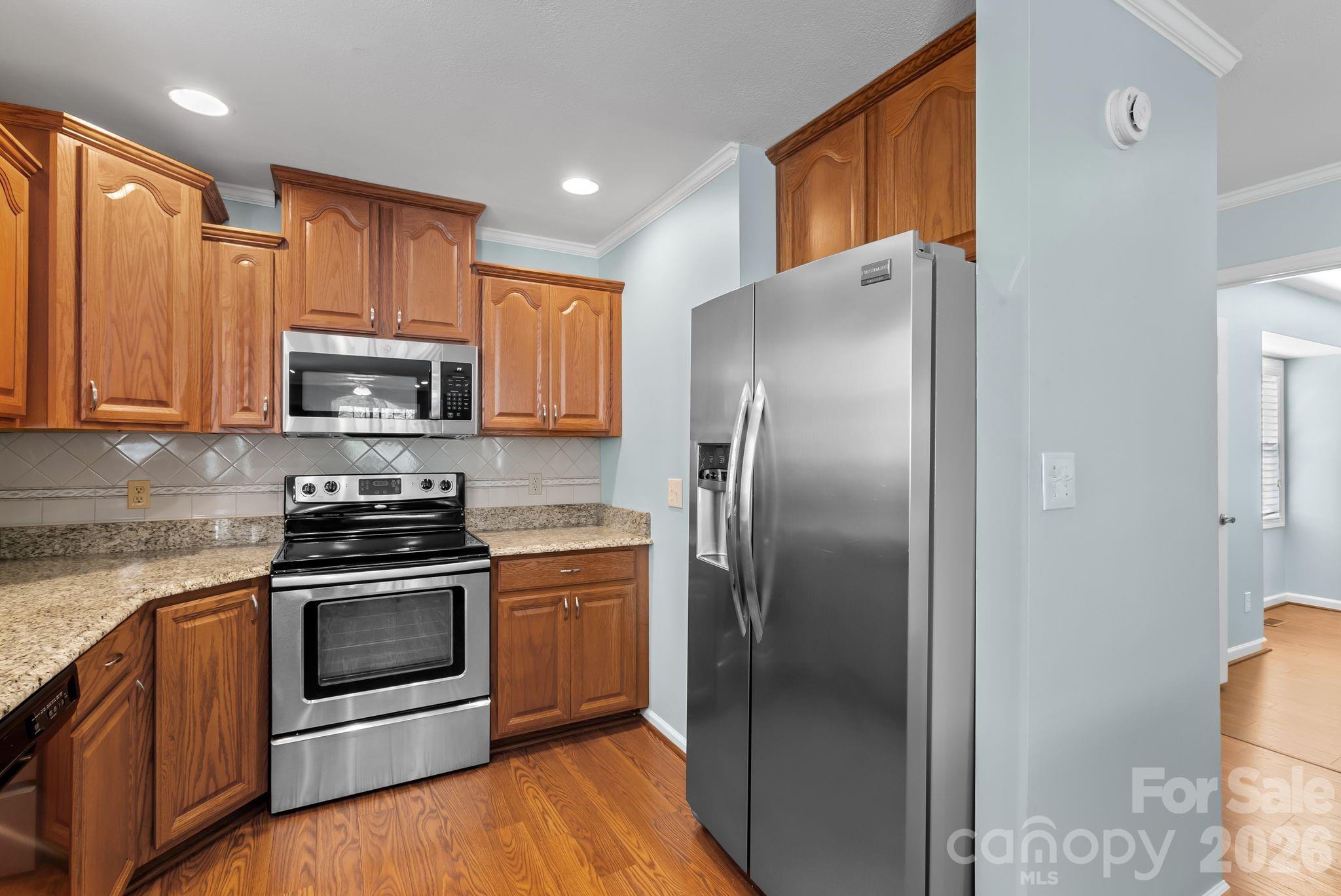 100 Thistle Knoll Court — Asheville