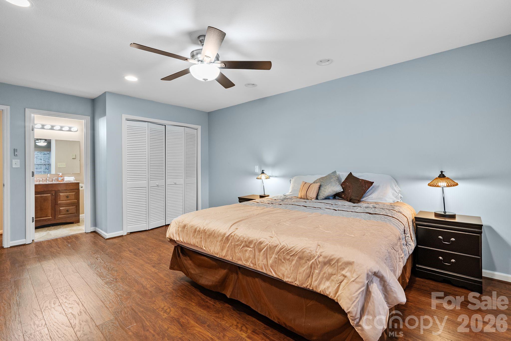 100 Thistle Knoll Court — Asheville