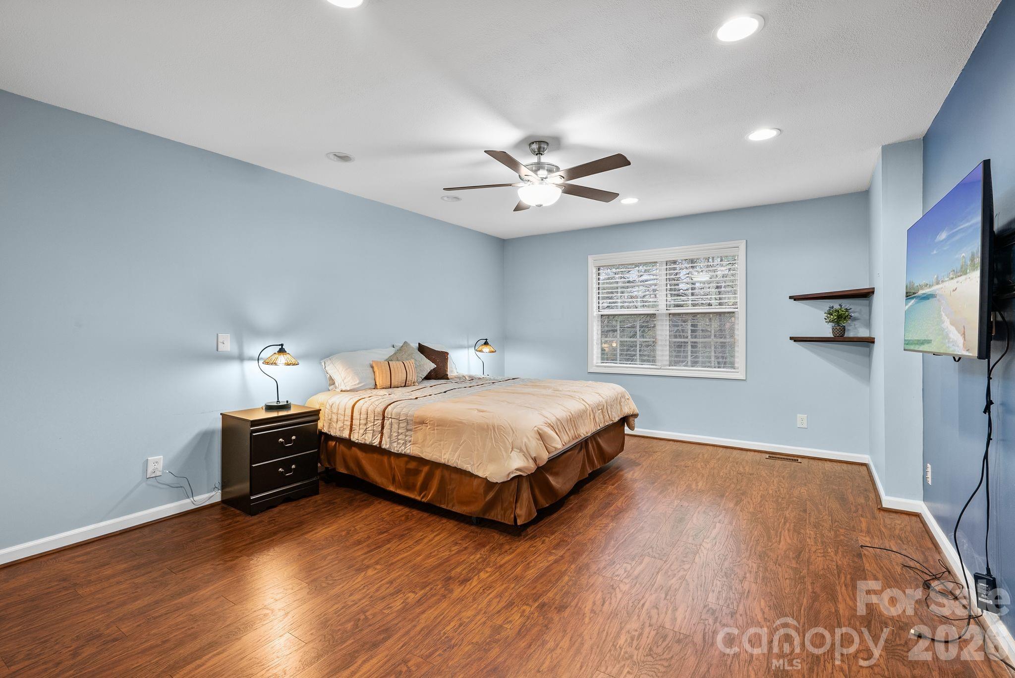 100 Thistle Knoll Court — Asheville