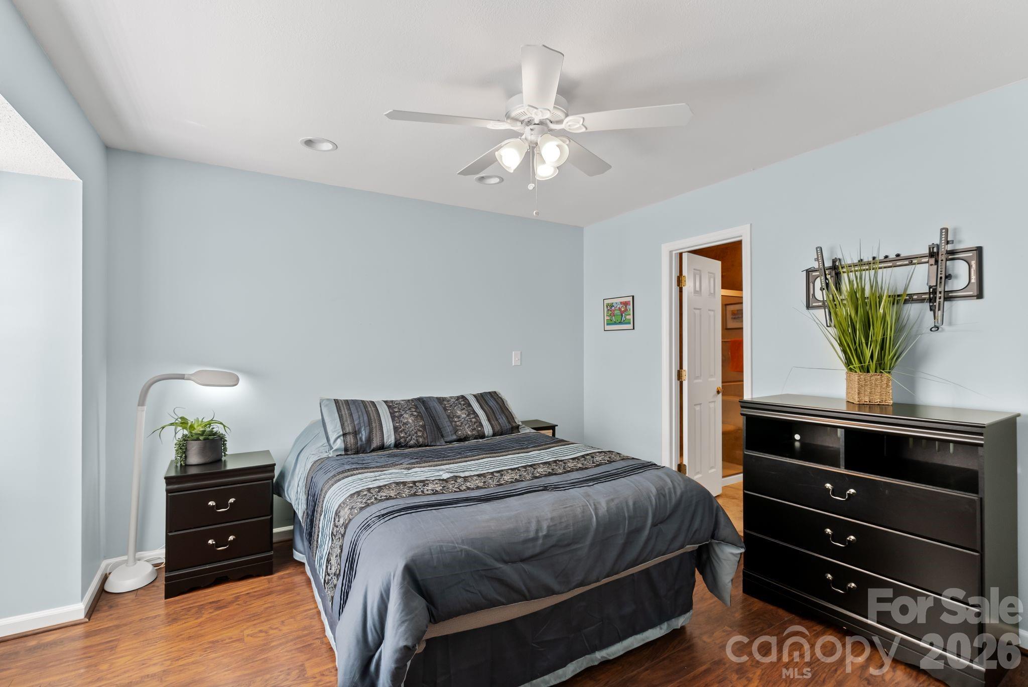 100 Thistle Knoll Court — Asheville