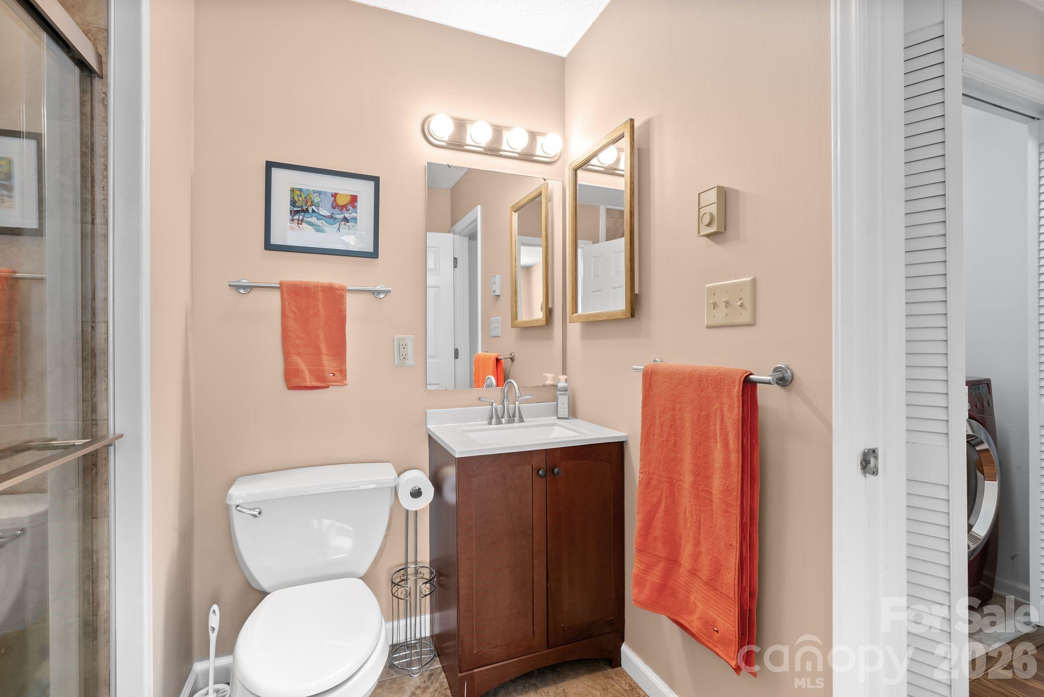 100 Thistle Knoll Court — Asheville