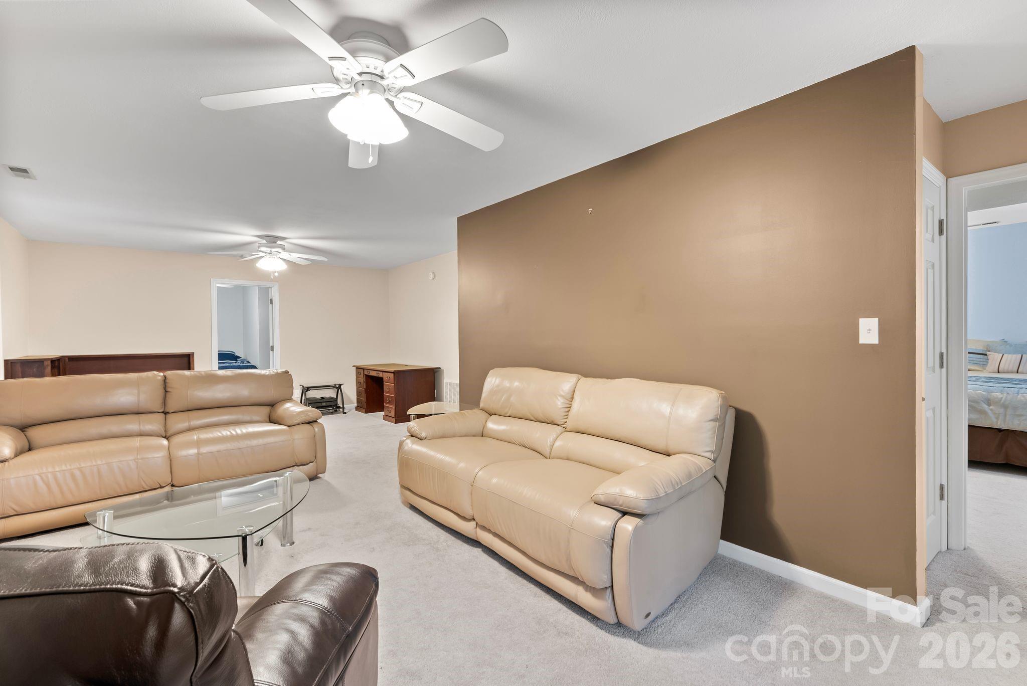 100 Thistle Knoll Court — Asheville