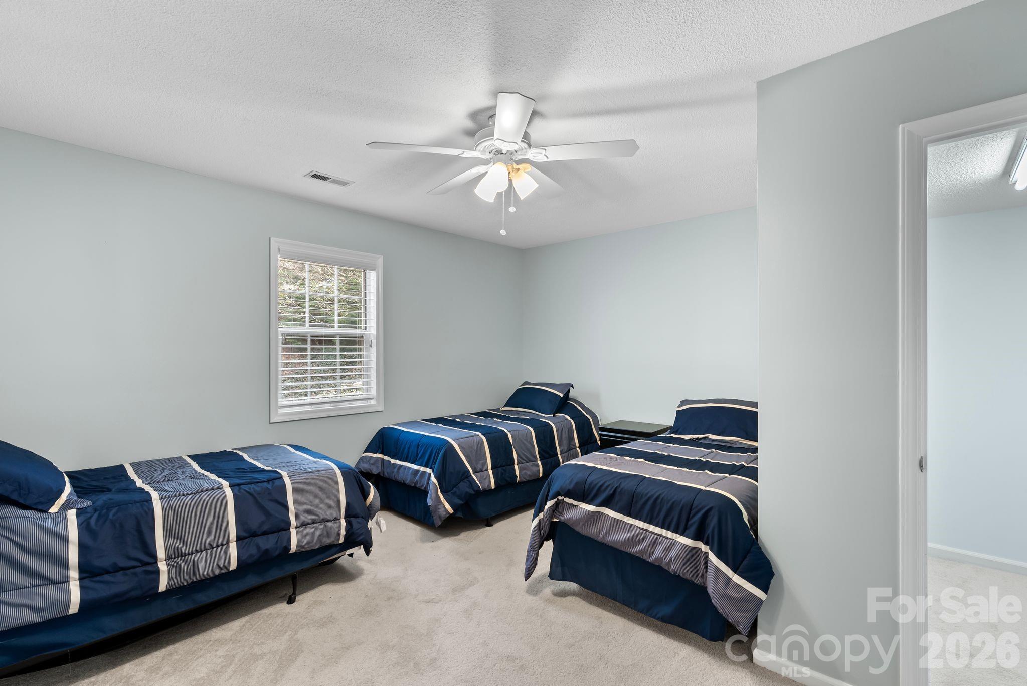 100 Thistle Knoll Court — Asheville