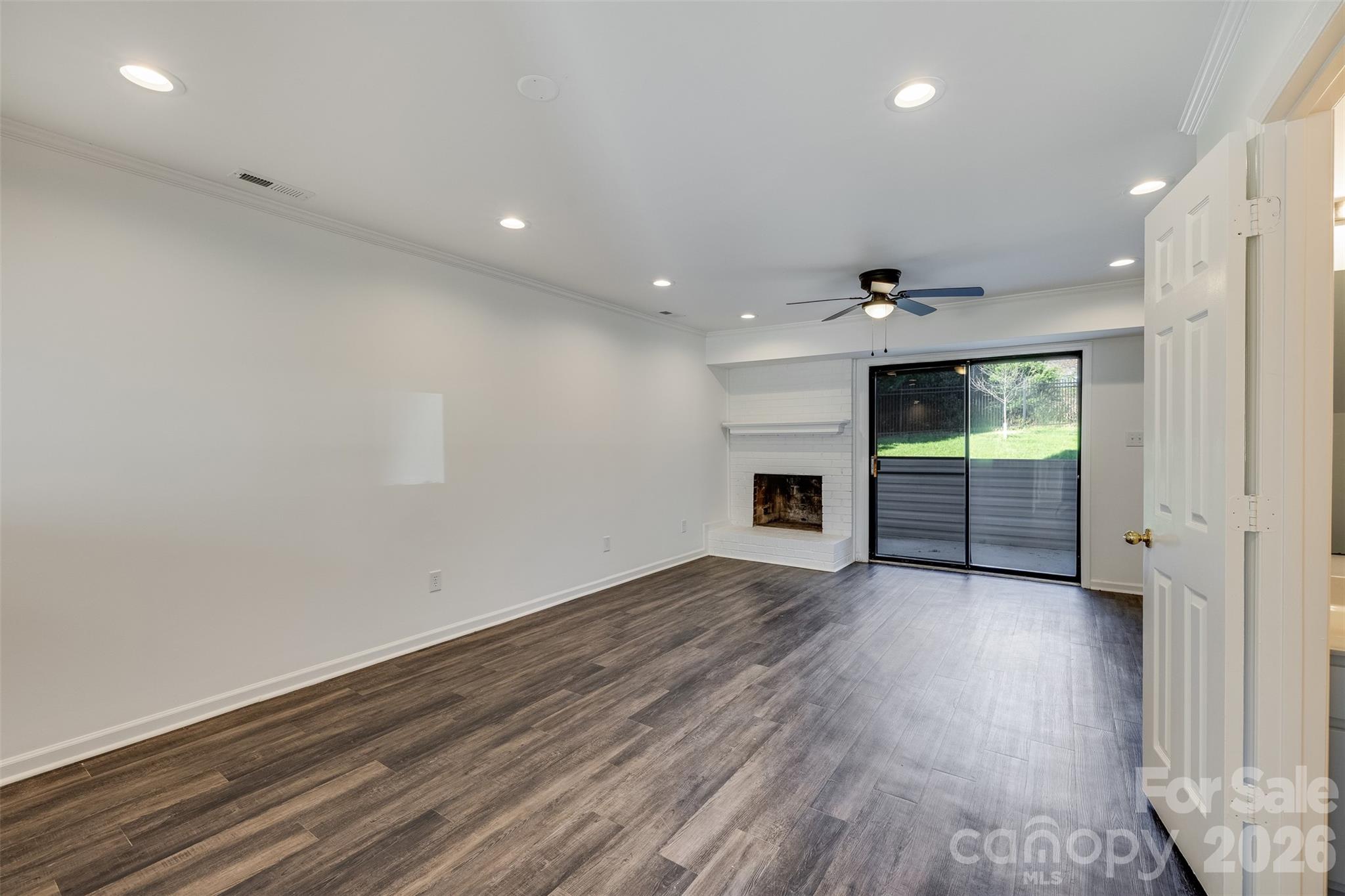 11020 Carmel Crossing Road — Charlotte