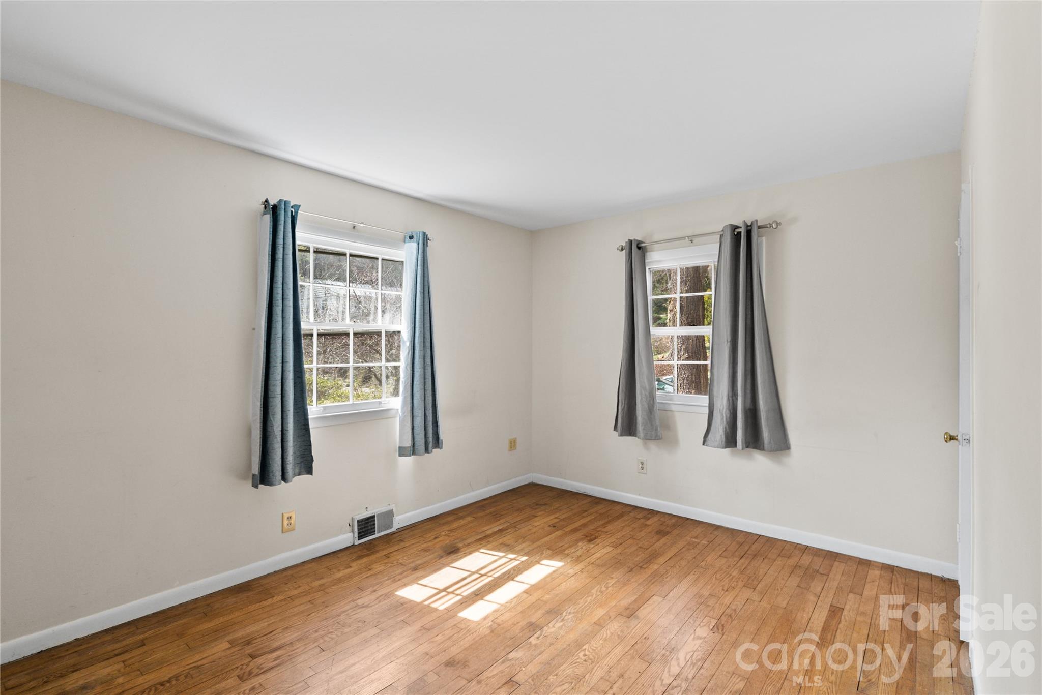 1 Clearbrook Road — Asheville