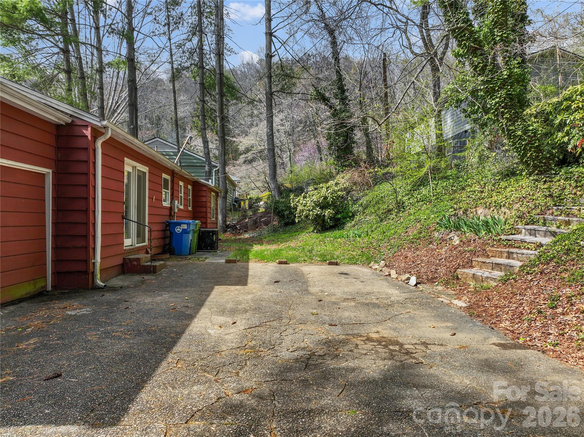 1 Clearbrook Road — Asheville