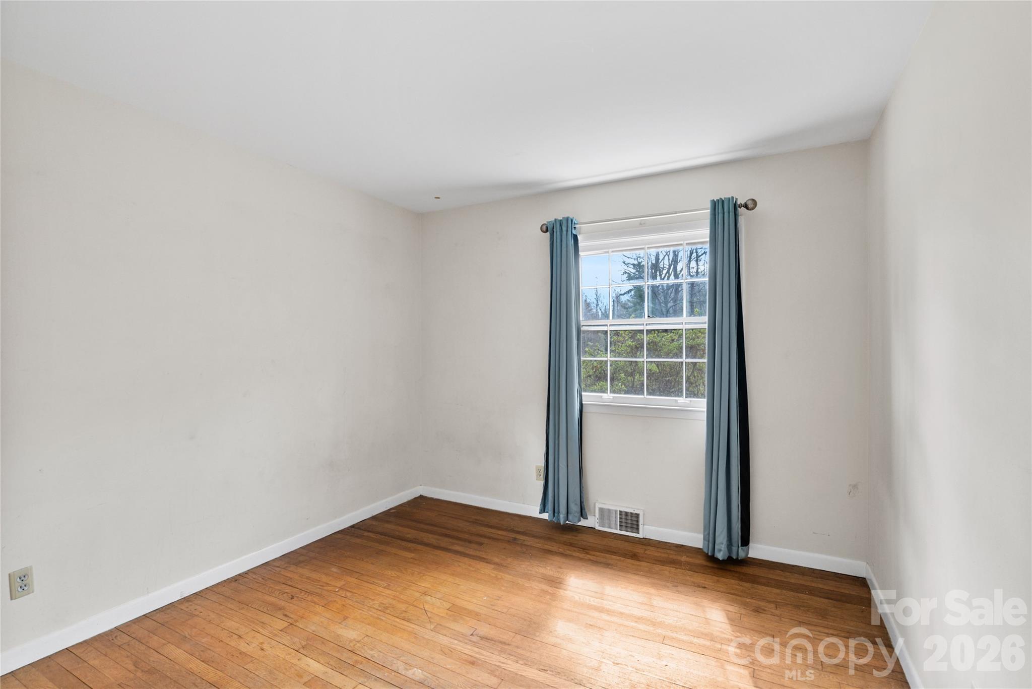 1 Clearbrook Road — Asheville