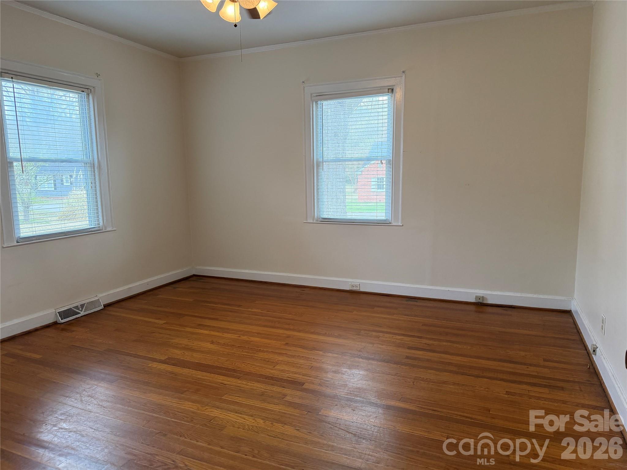 612 Ballard Street — Chester