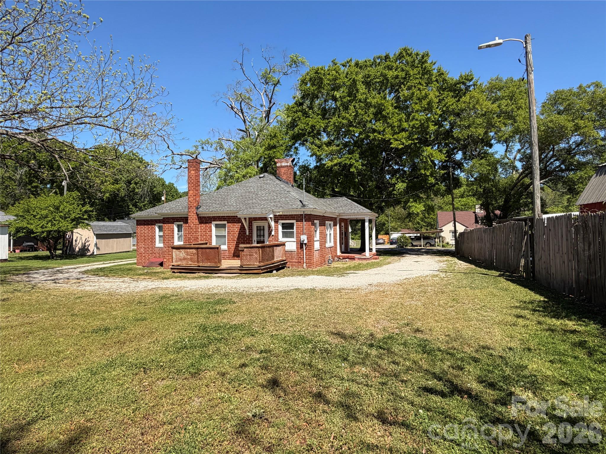 612 Ballard Street — Chester