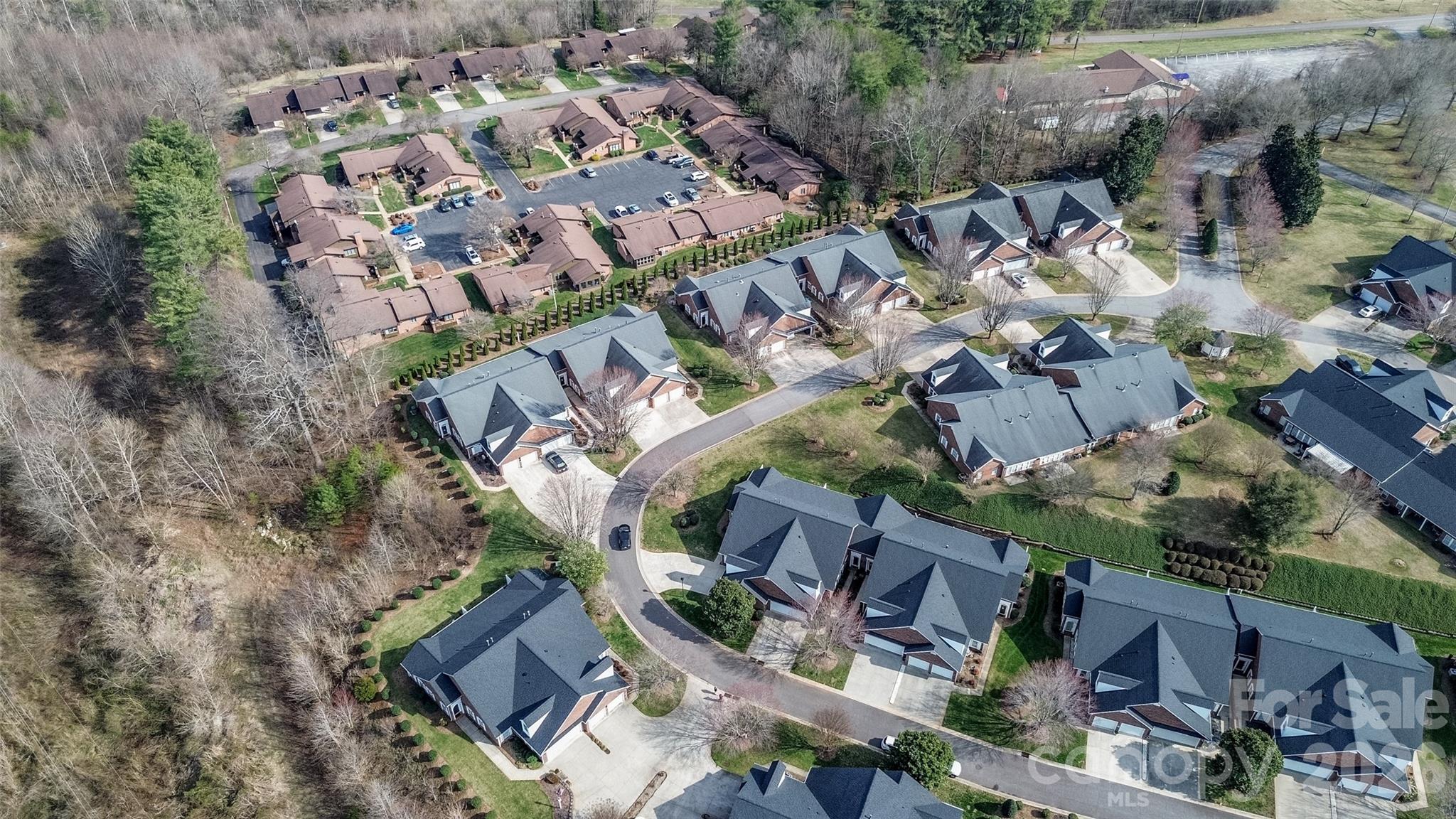 1365 Royalty Circle — Statesville
