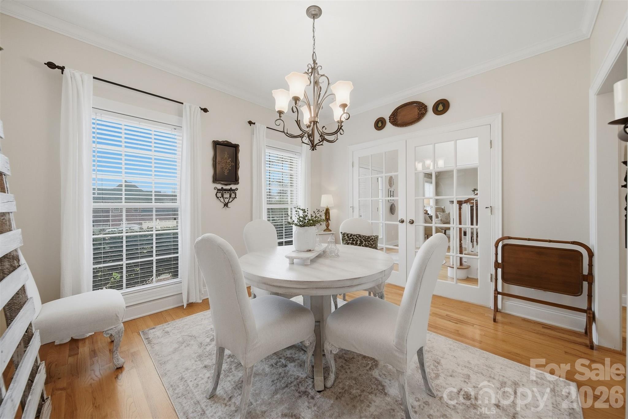 2716 Charleston Court — Claremont