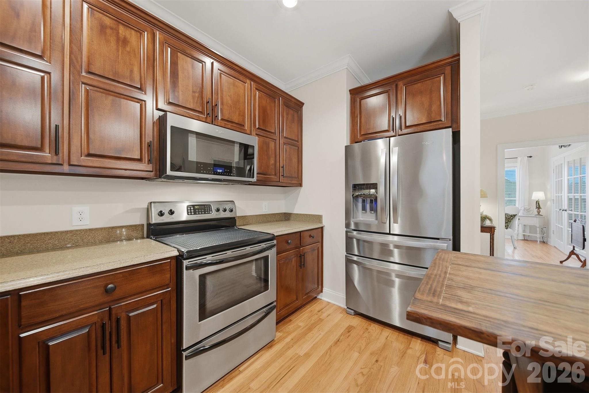2716 Charleston Court — Claremont