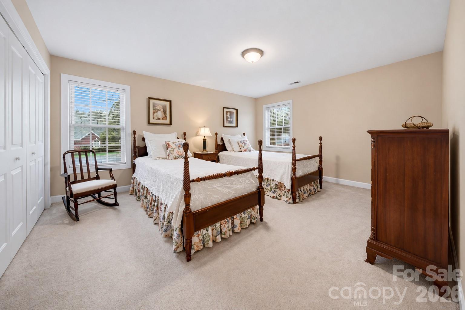 2716 Charleston Court — Claremont