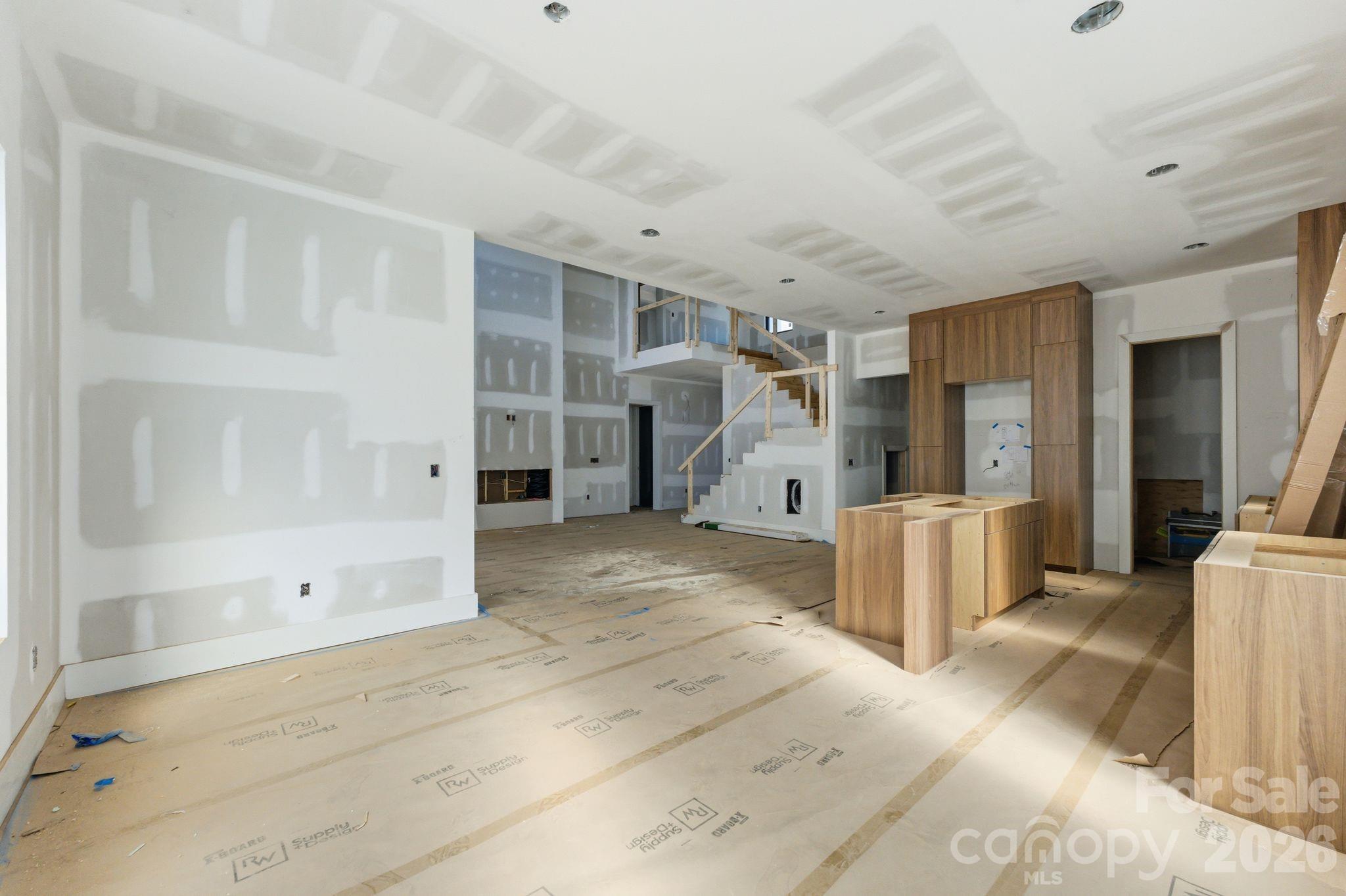 1427 N Sharon Amity Road — Charlotte