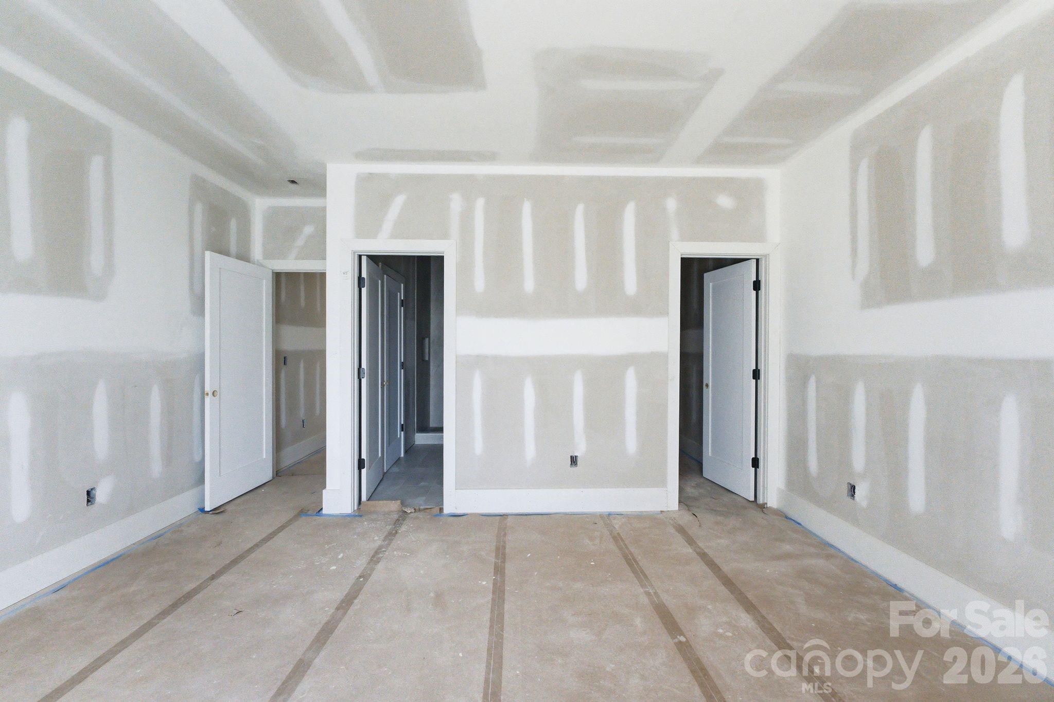 1427 N Sharon Amity Road — Charlotte