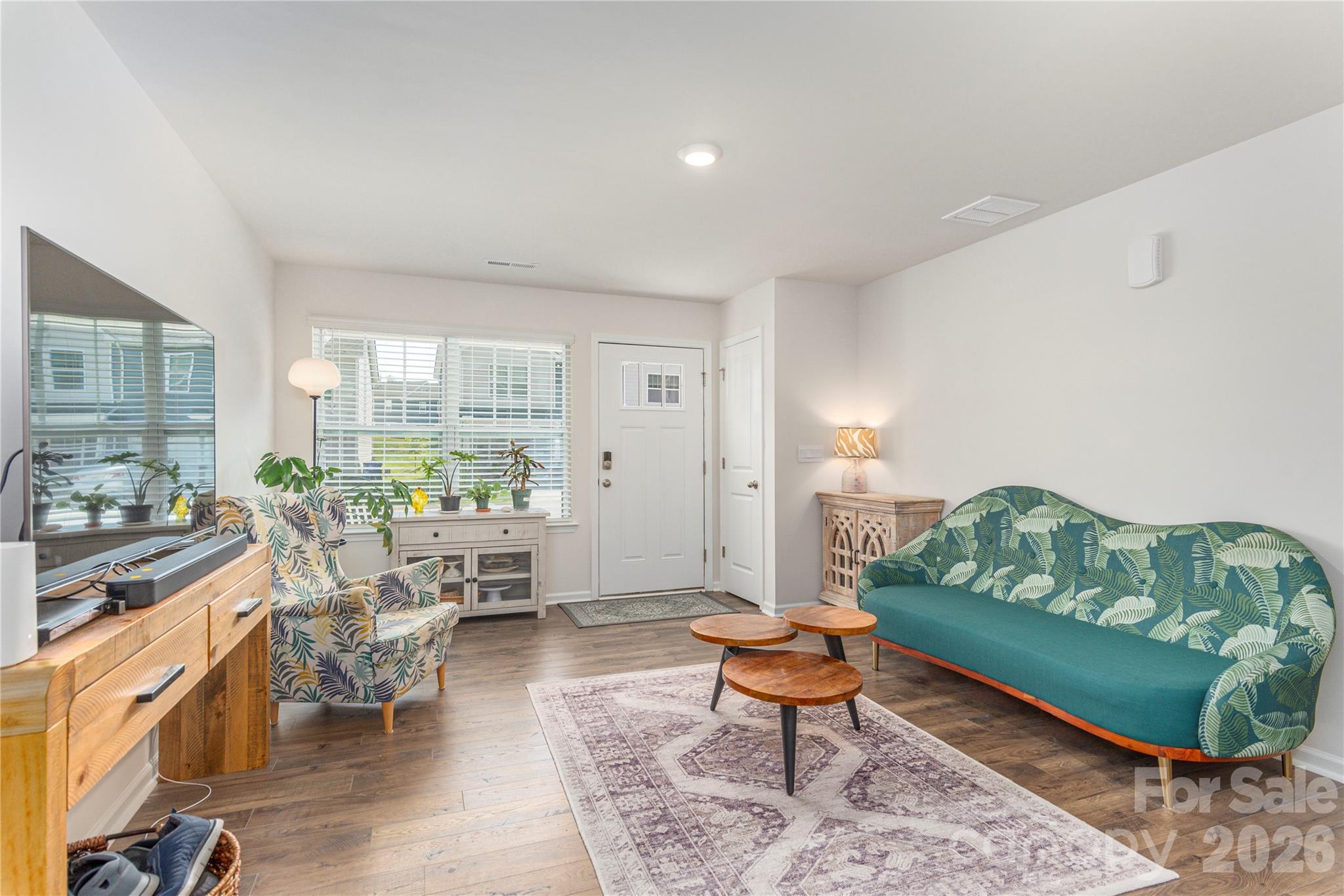 86 Malcolm Court — Candler