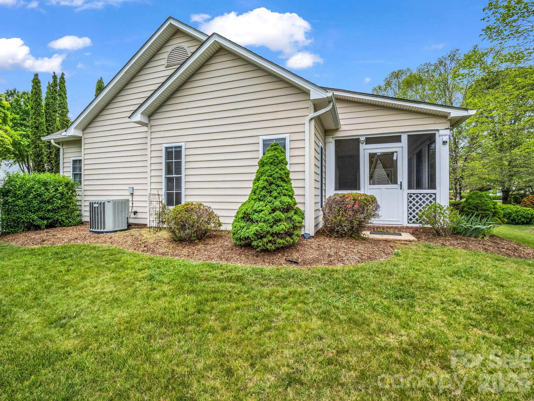 276 Cambridge Drive — Brevard