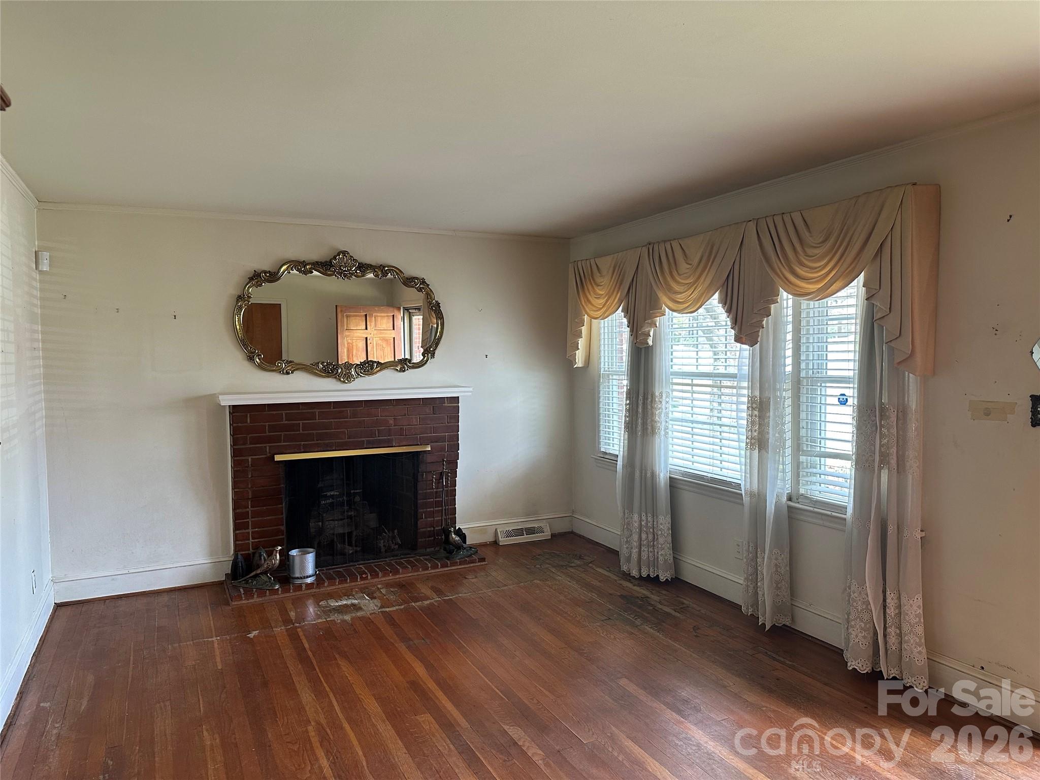 1435 Dean Street — Charlotte