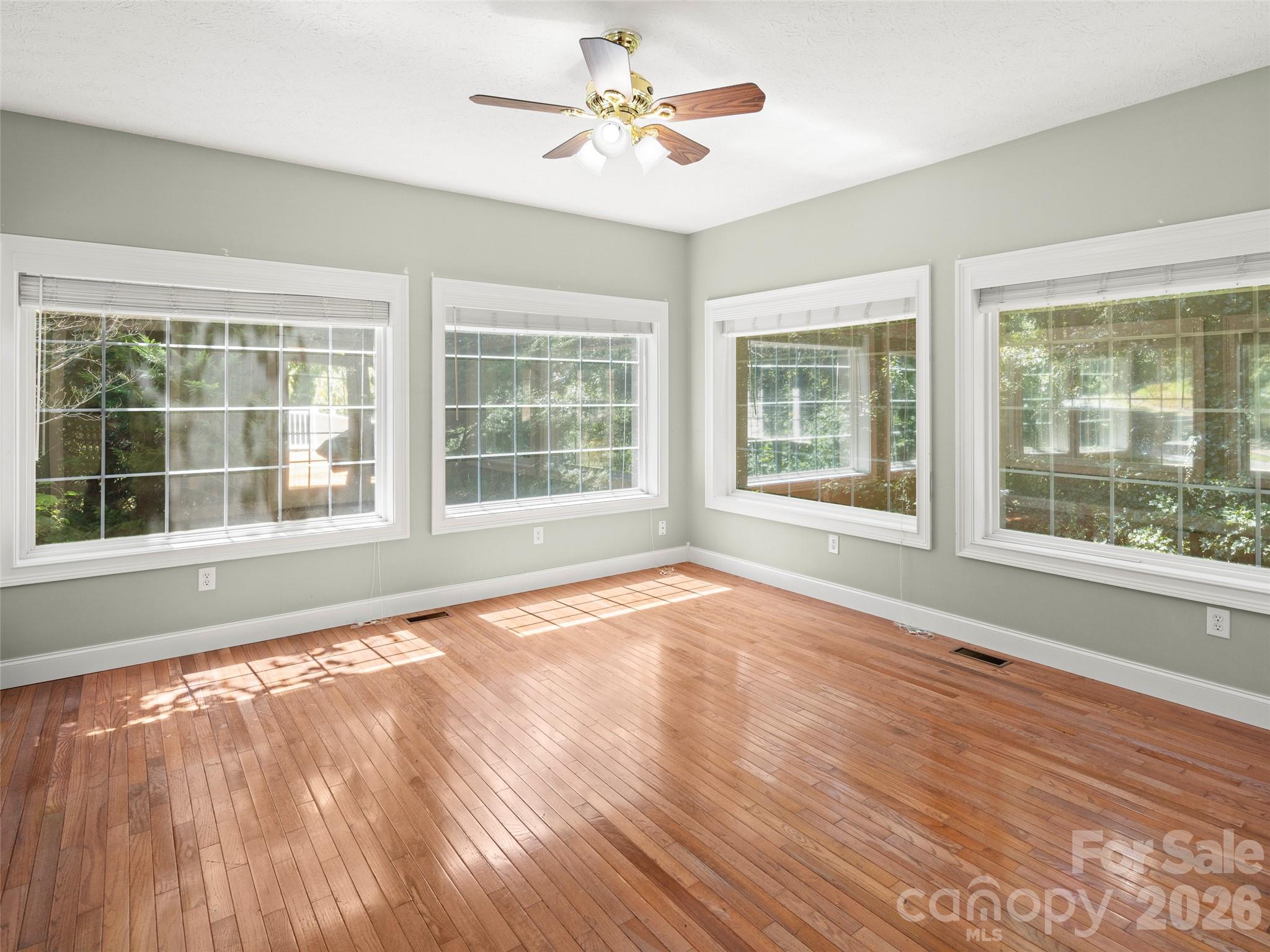 4901 Brevard Road — Horse Shoe