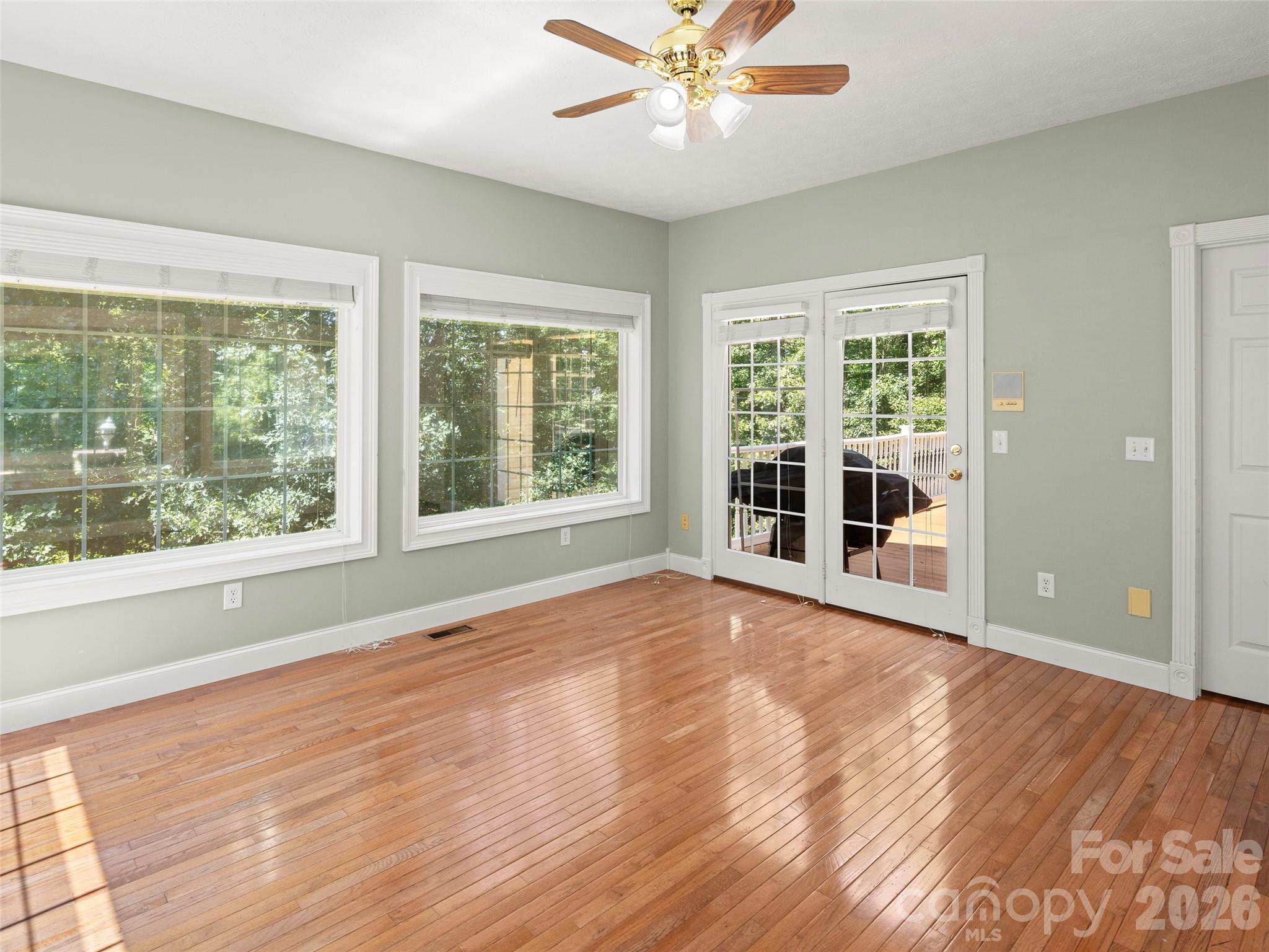 4901 Brevard Road — Horse Shoe