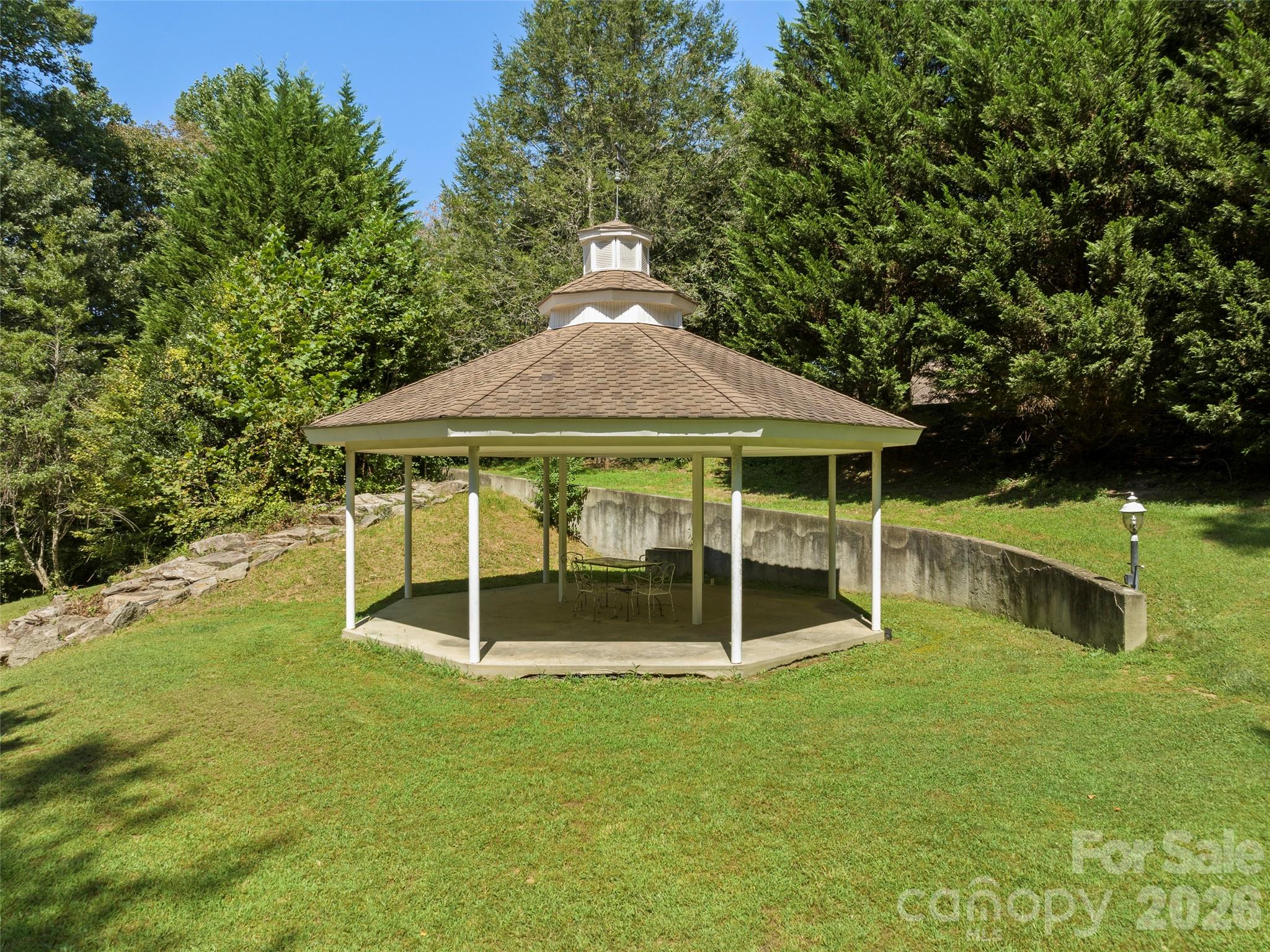 4901 Brevard Road — Horse Shoe
