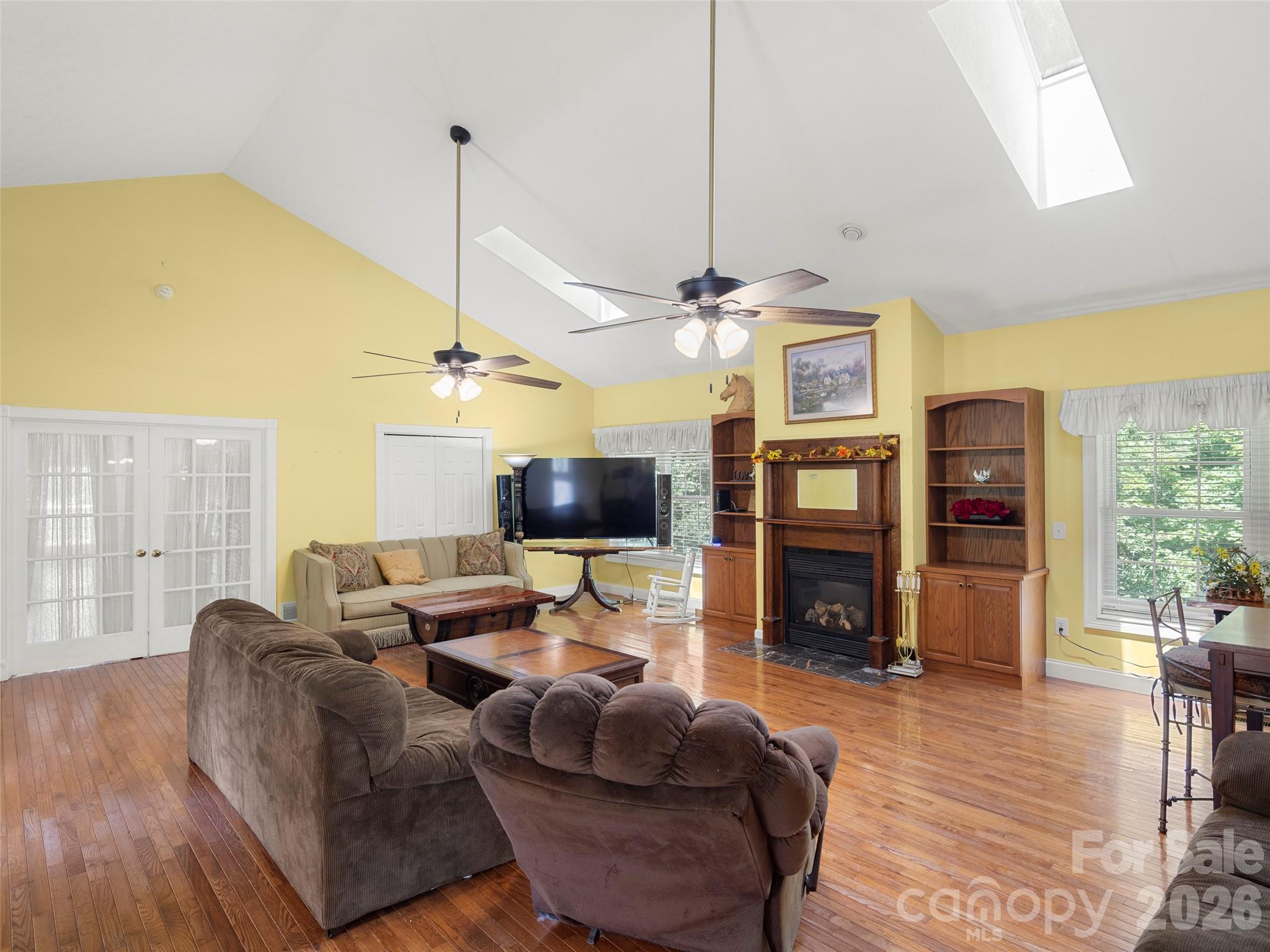 4901 Brevard Road — Horse Shoe