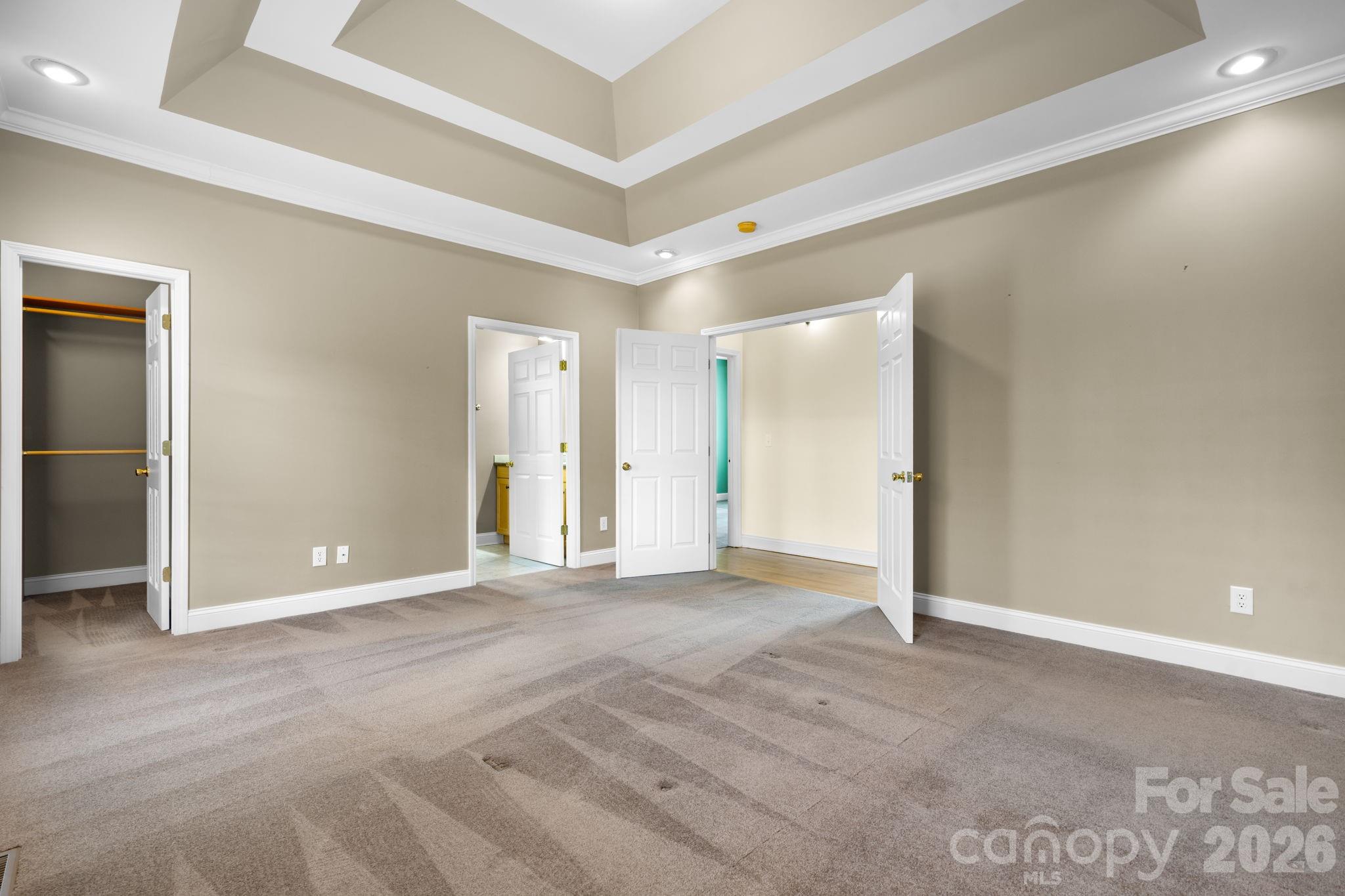 215 Browning Drive — Taylorsville