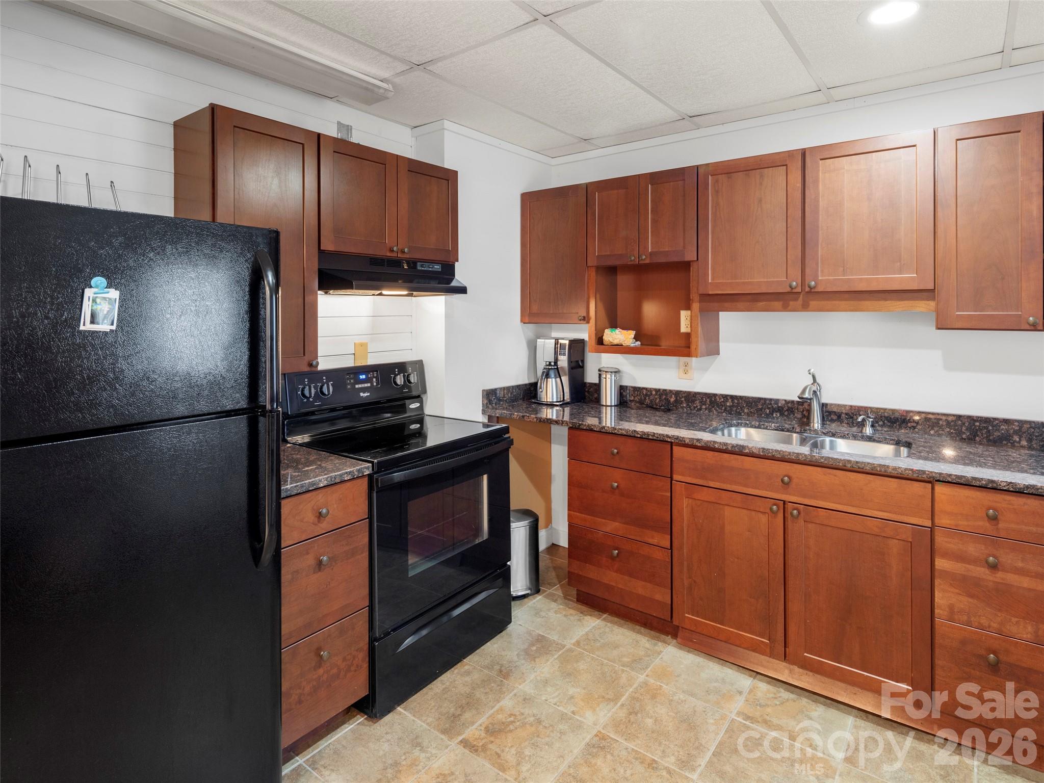 10 Dunnwoody Court — Arden