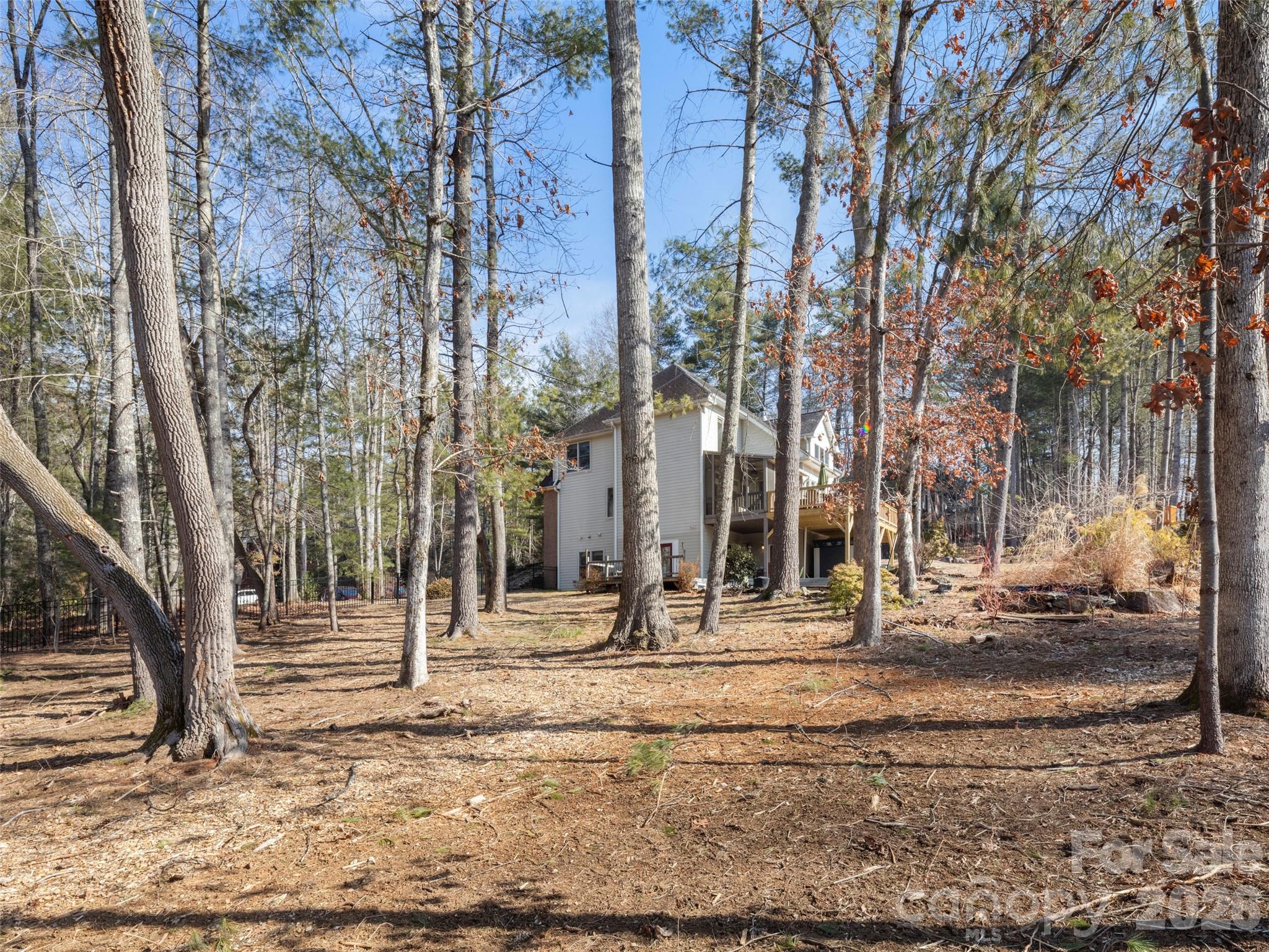 10 Dunnwoody Court — Arden
