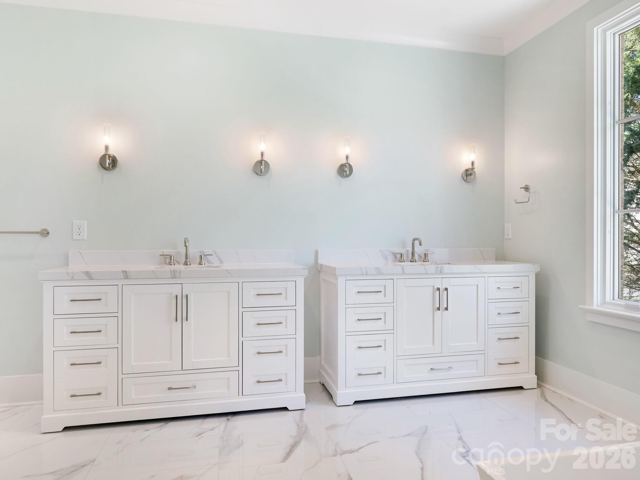 6740 Newhall Road — Charlotte