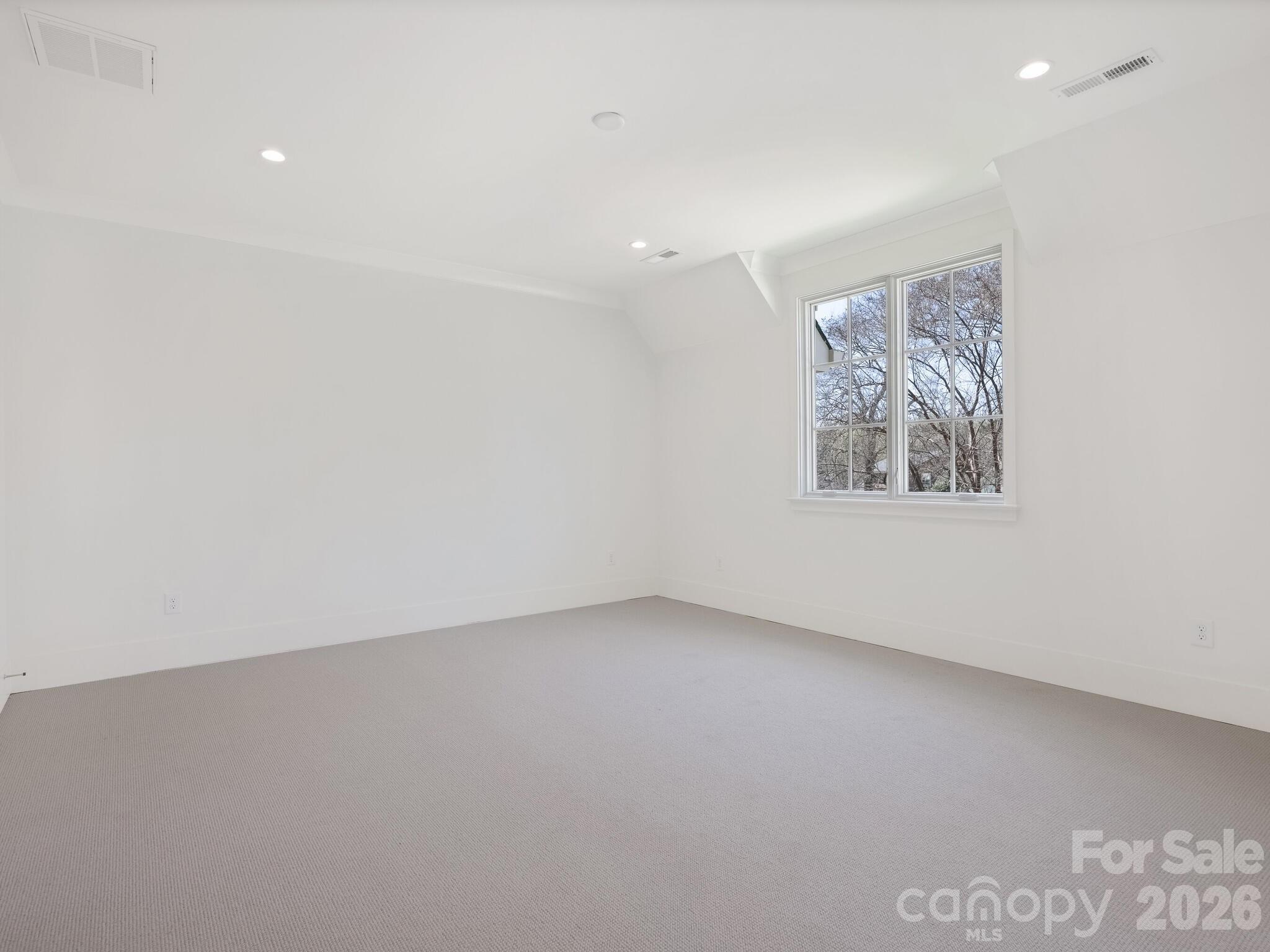 6740 Newhall Road — Charlotte