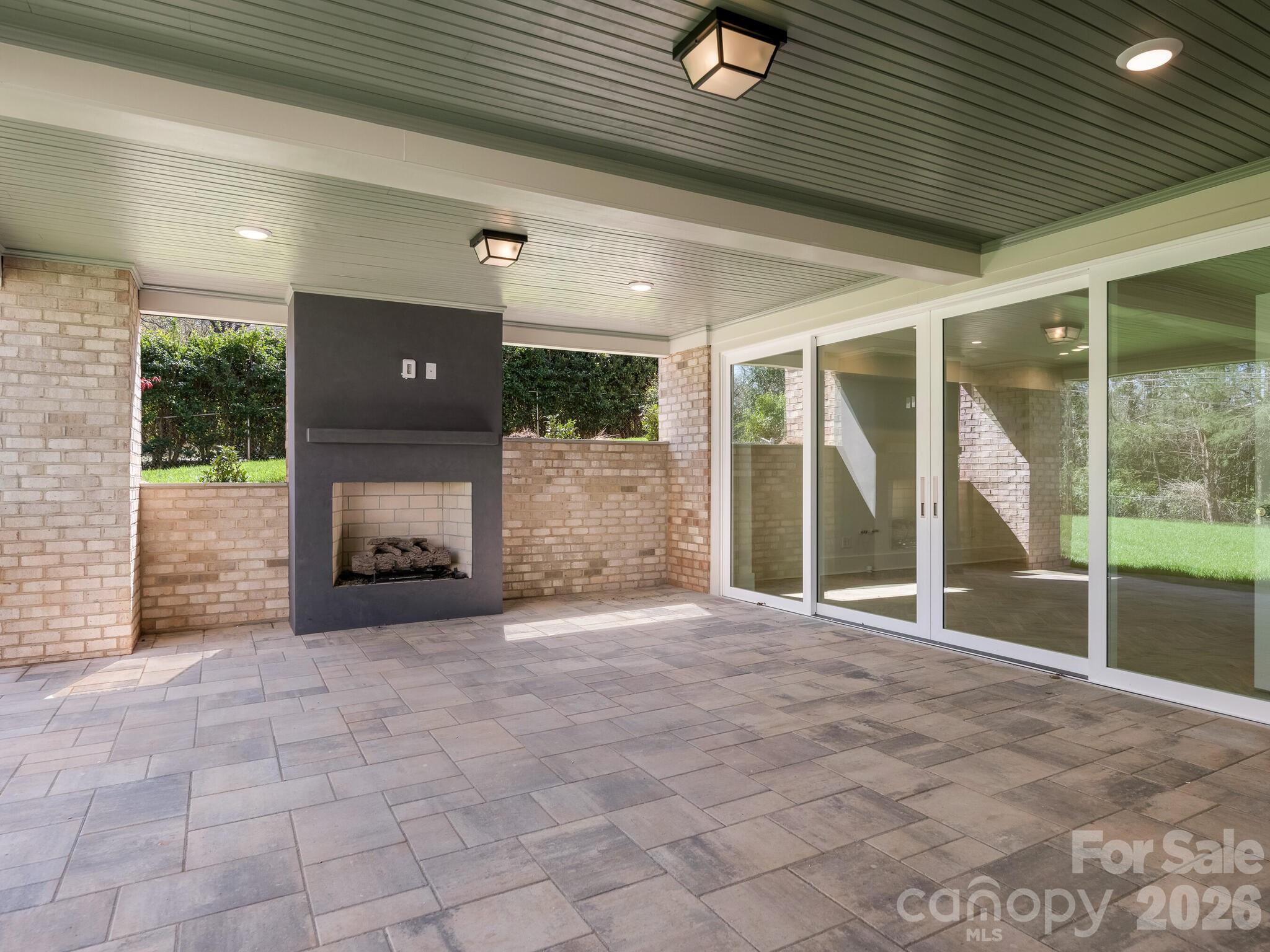 6740 Newhall Road — Charlotte