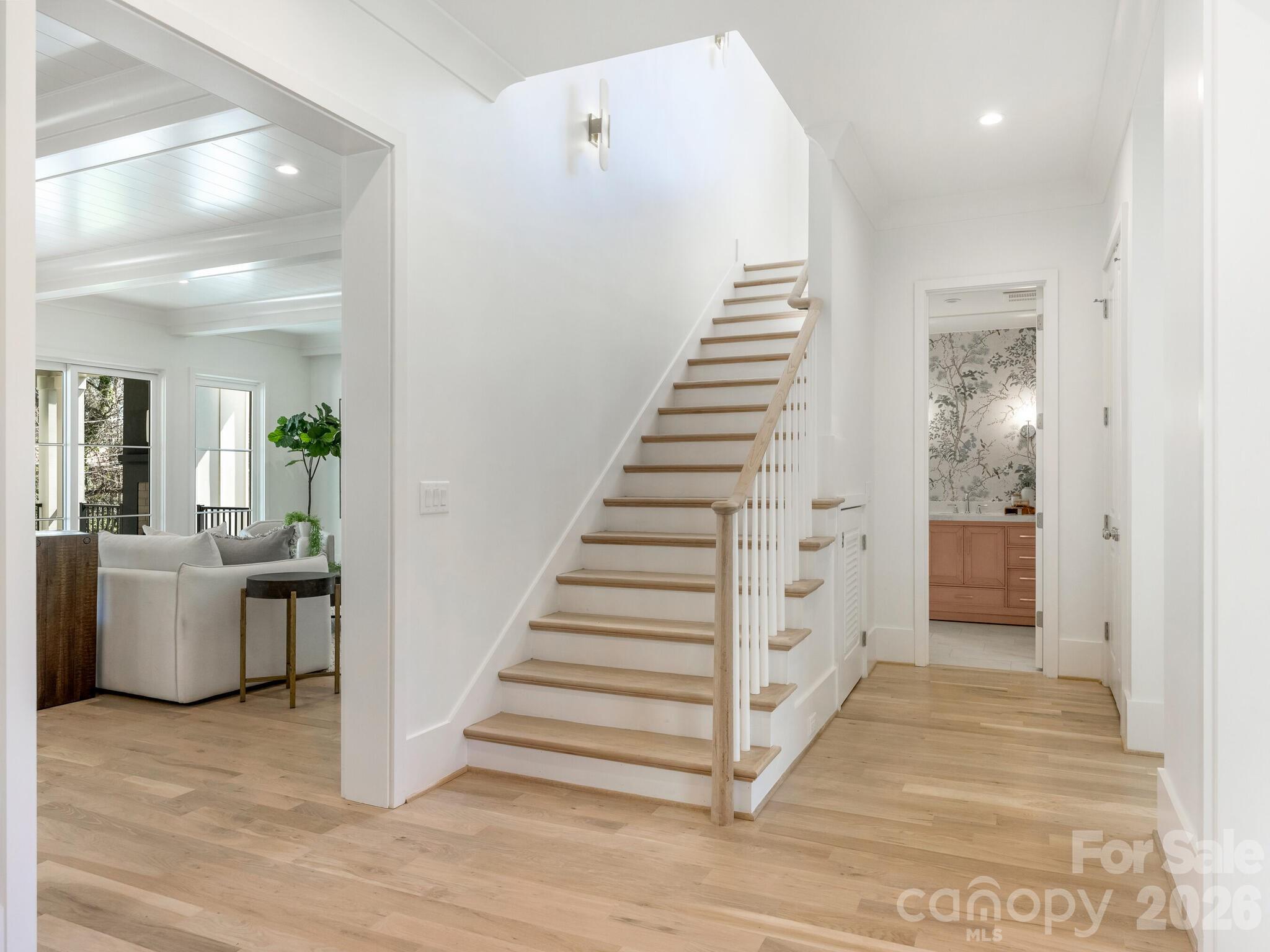 6740 Newhall Road — Charlotte