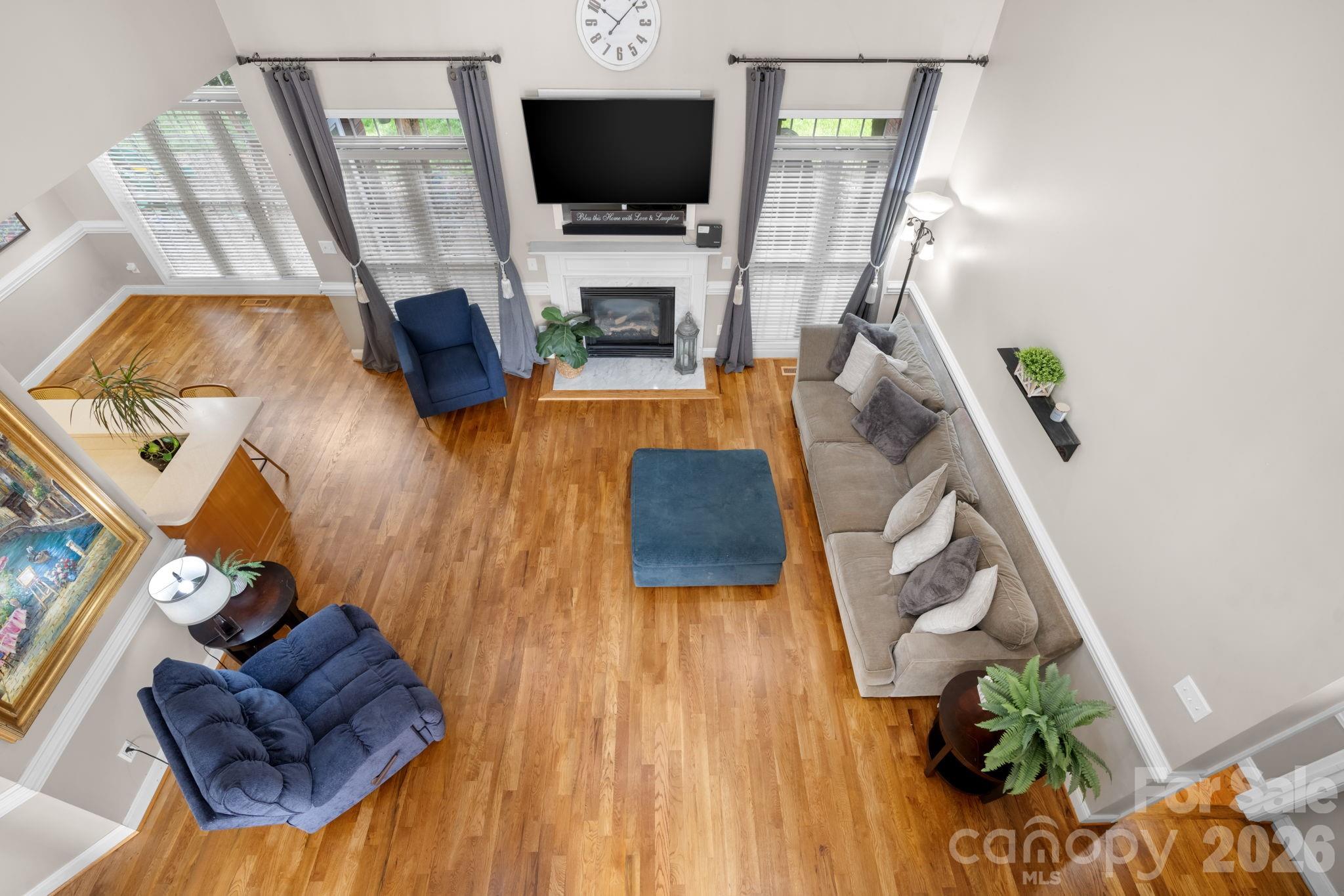 2696 Charleston Court — Claremont