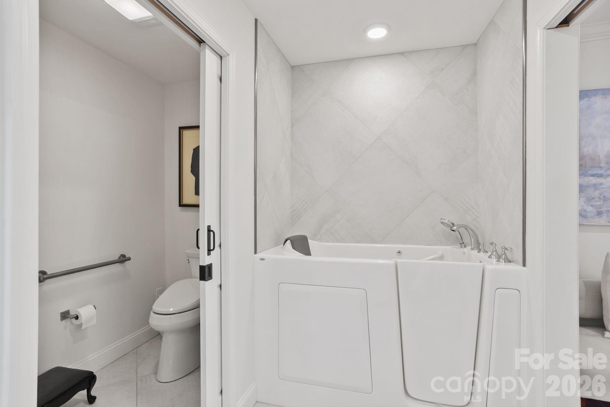 171 Old Hillside Lane — Flat Rock