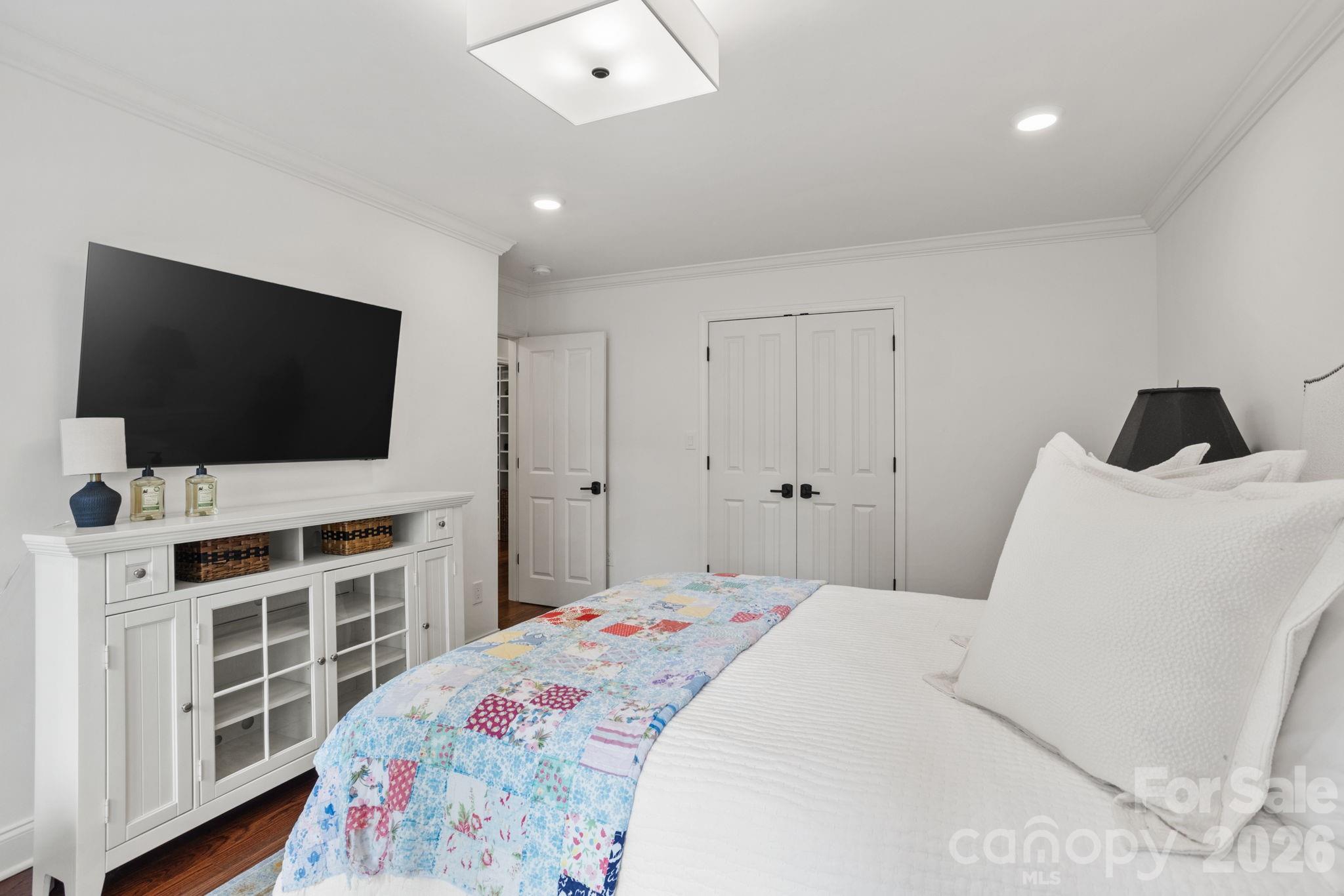 171 Old Hillside Lane — Flat Rock