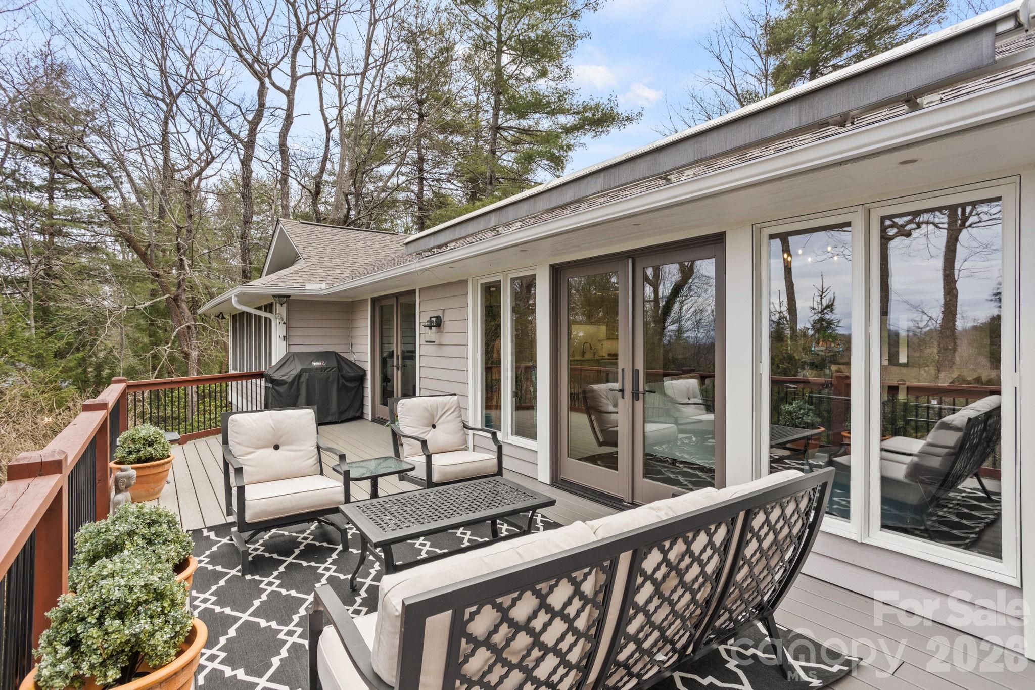 171 Old Hillside Lane — Flat Rock