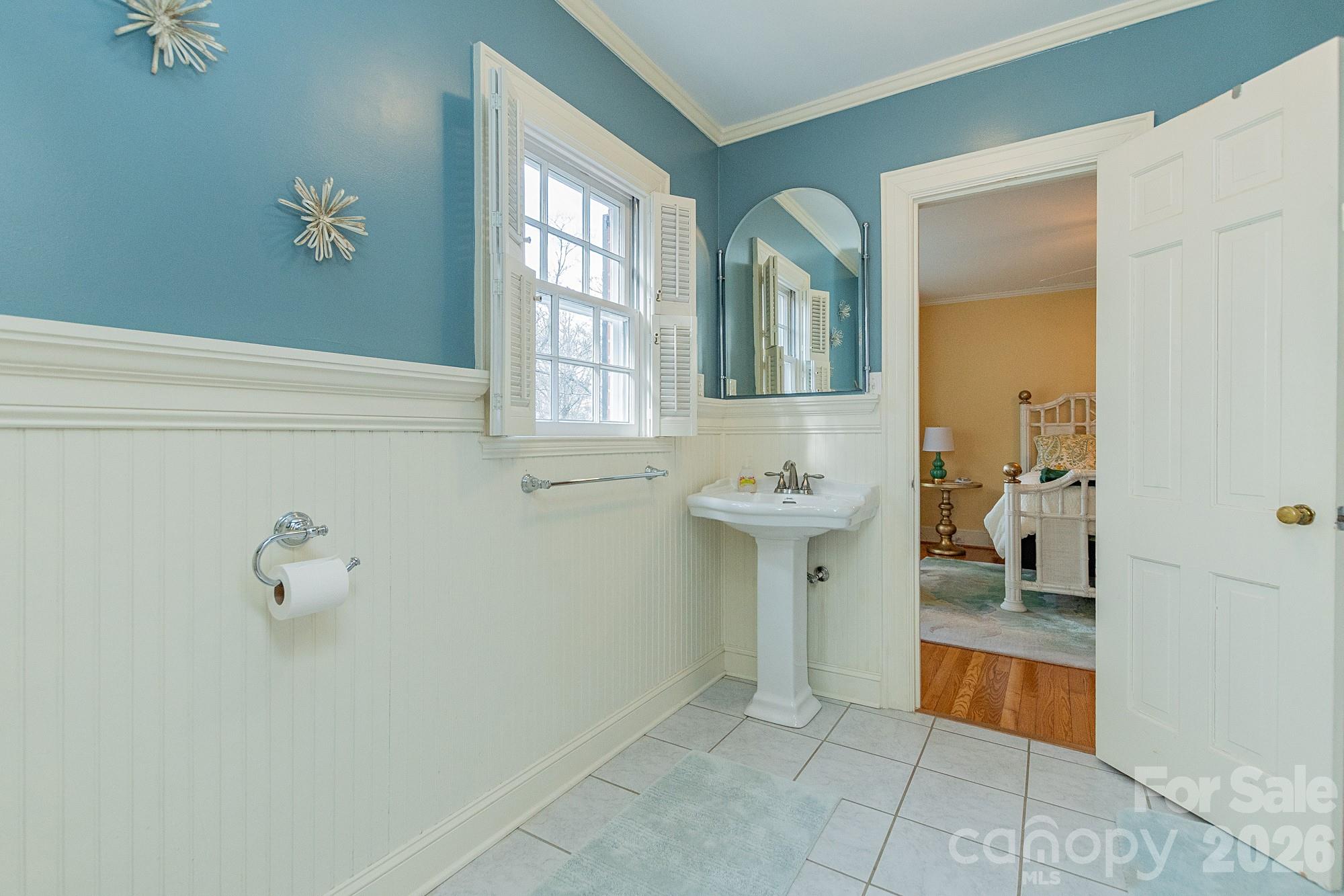 403 Weaver Drive — Lexington