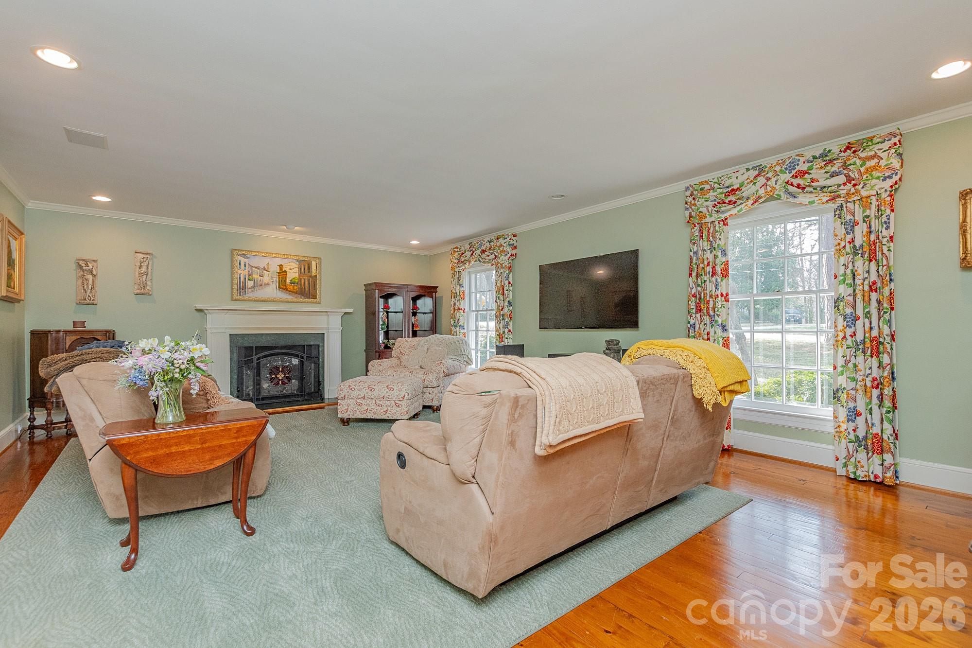 403 Weaver Drive — Lexington
