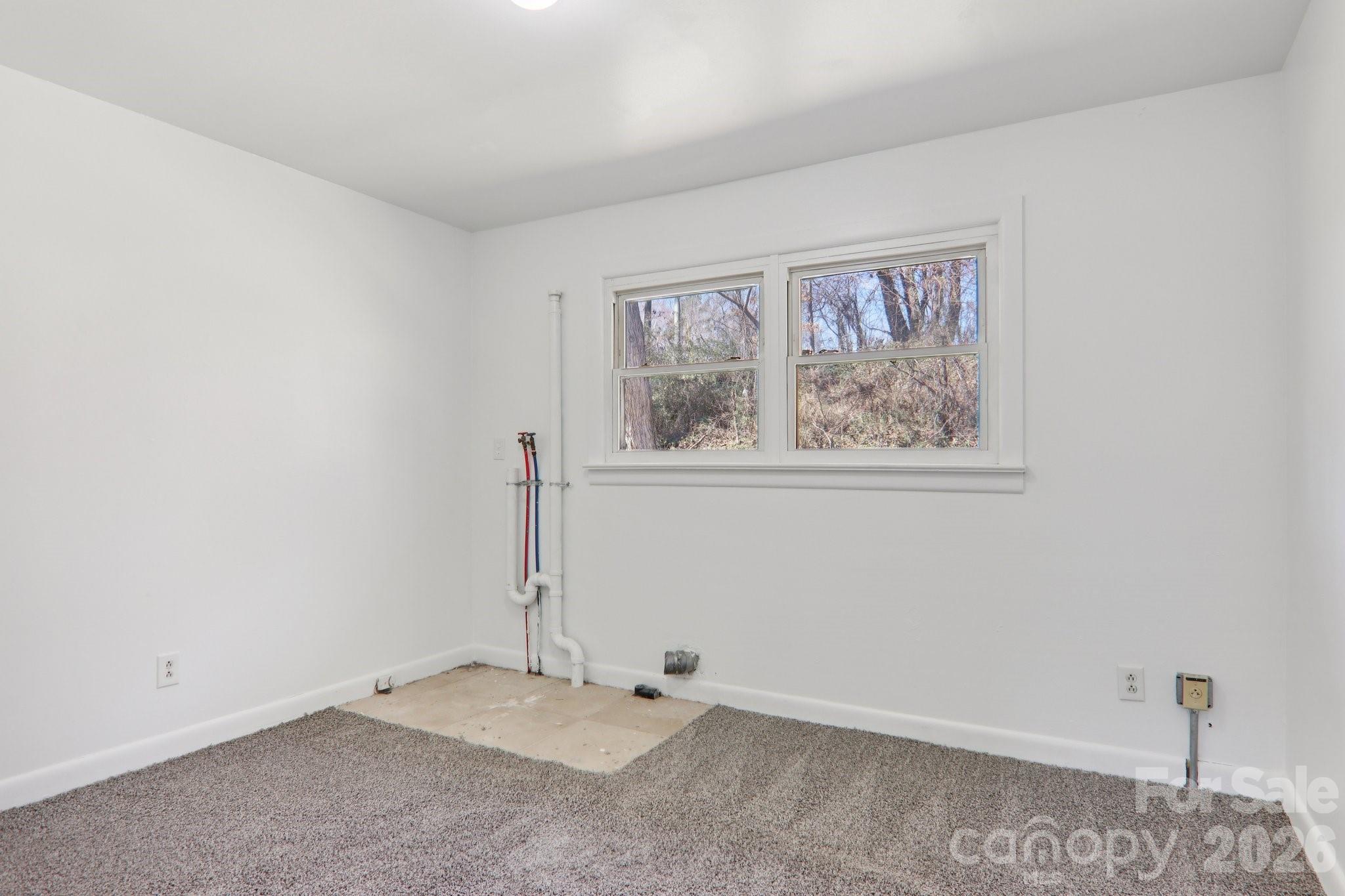 541 Paragon Parkway — Waynesville