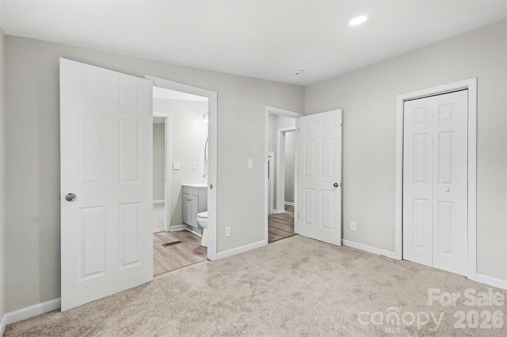 5050 Park Creek Drive — Mount Holly