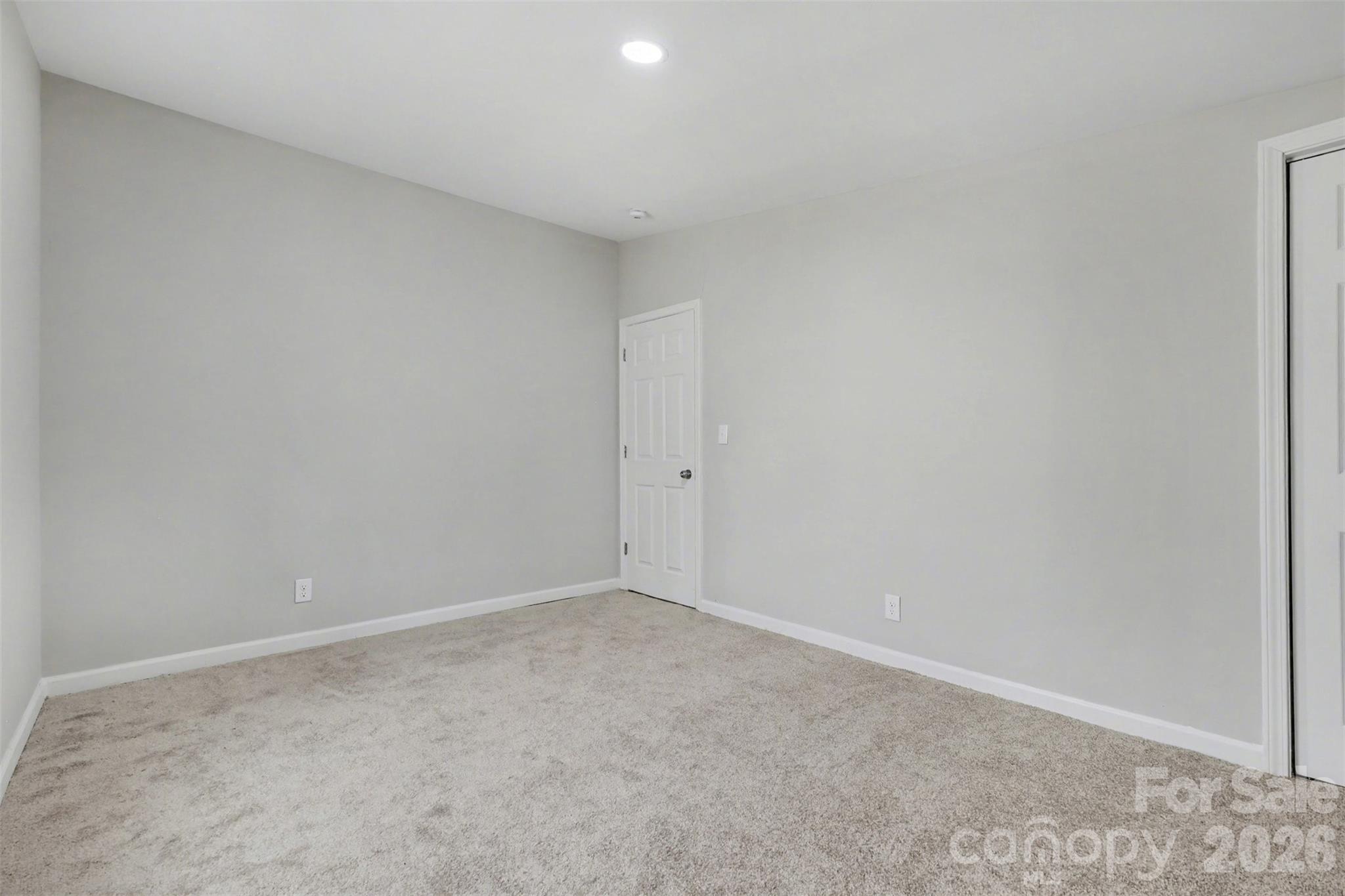 5050 Park Creek Drive — Mount Holly