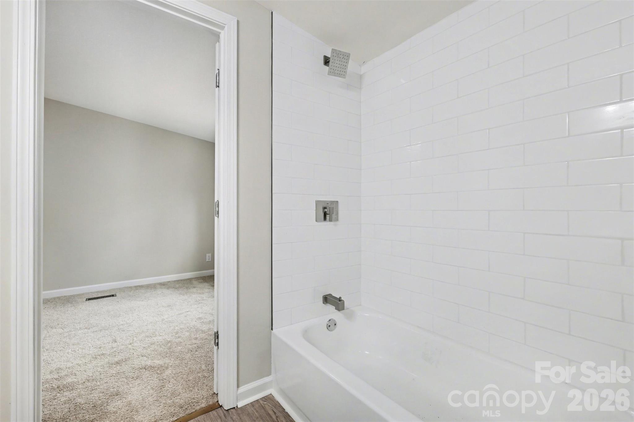 5050 Park Creek Drive — Mount Holly