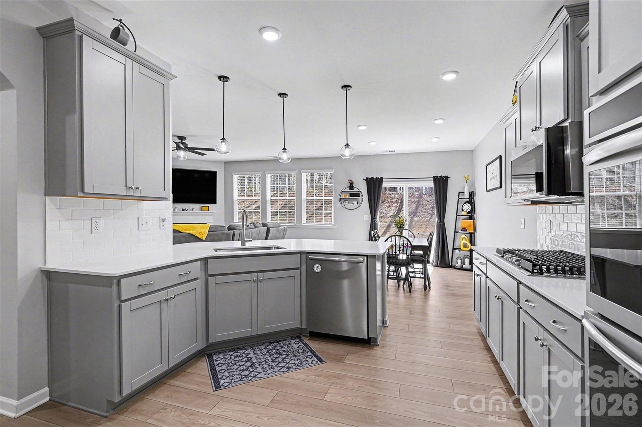 310 Hamptons Cove Road — Troutman