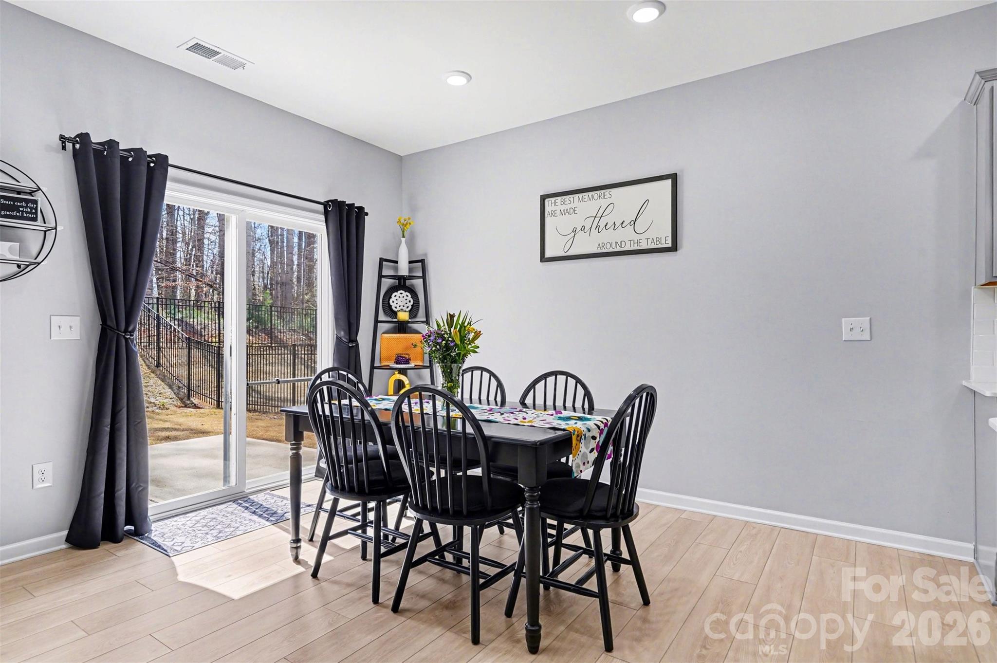 310 Hamptons Cove Road — Troutman