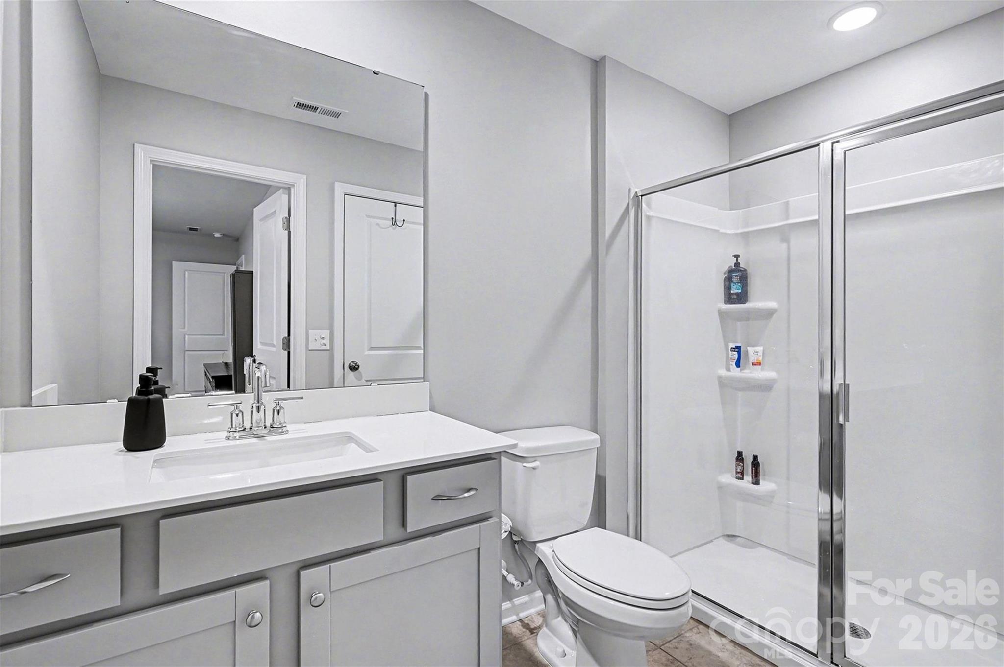 310 Hamptons Cove Road — Troutman