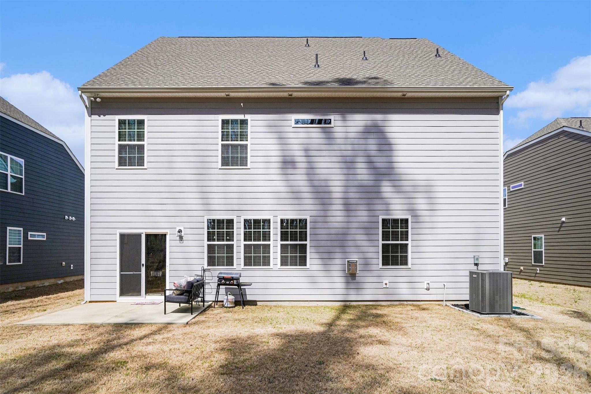 310 Hamptons Cove Road — Troutman