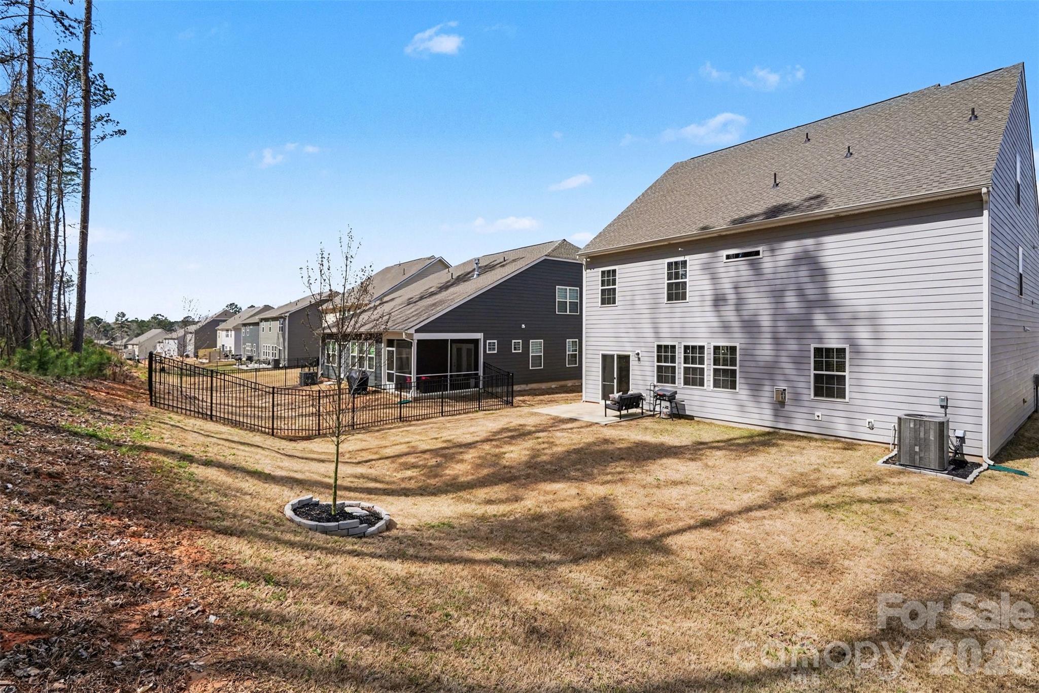 310 Hamptons Cove Road — Troutman